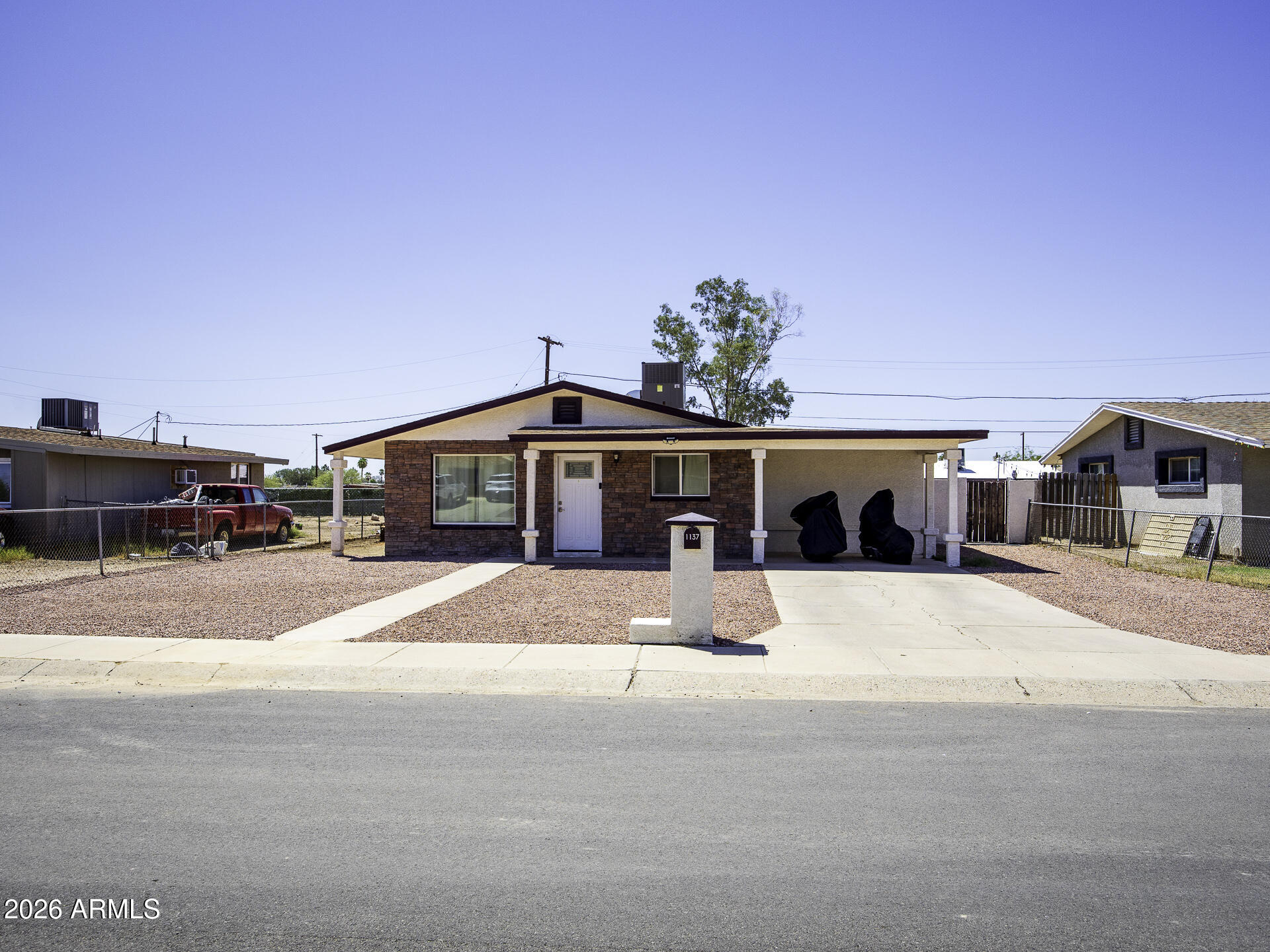 1137 E Bisnaga Street — photo