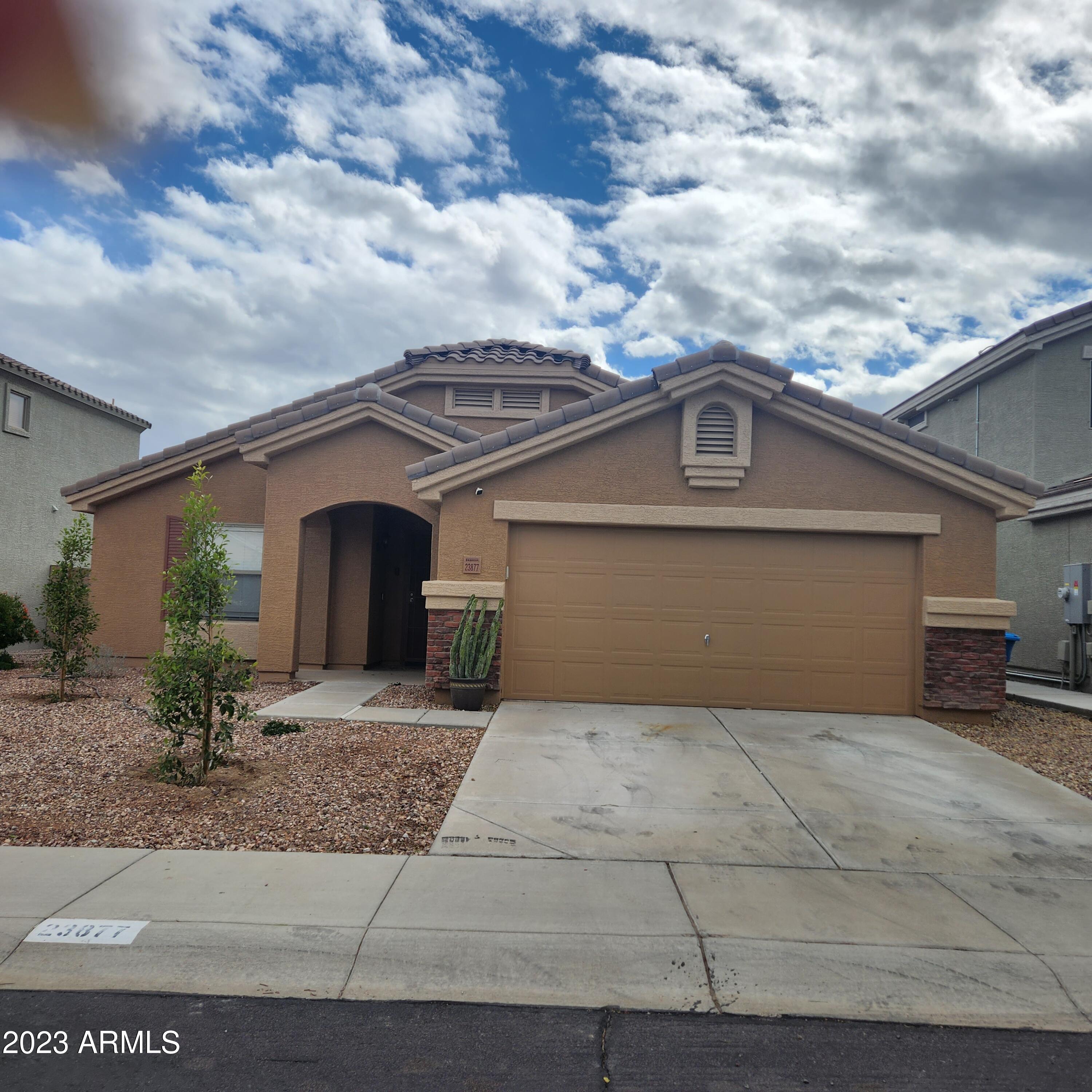 23877 W Wayland Drive — photo
