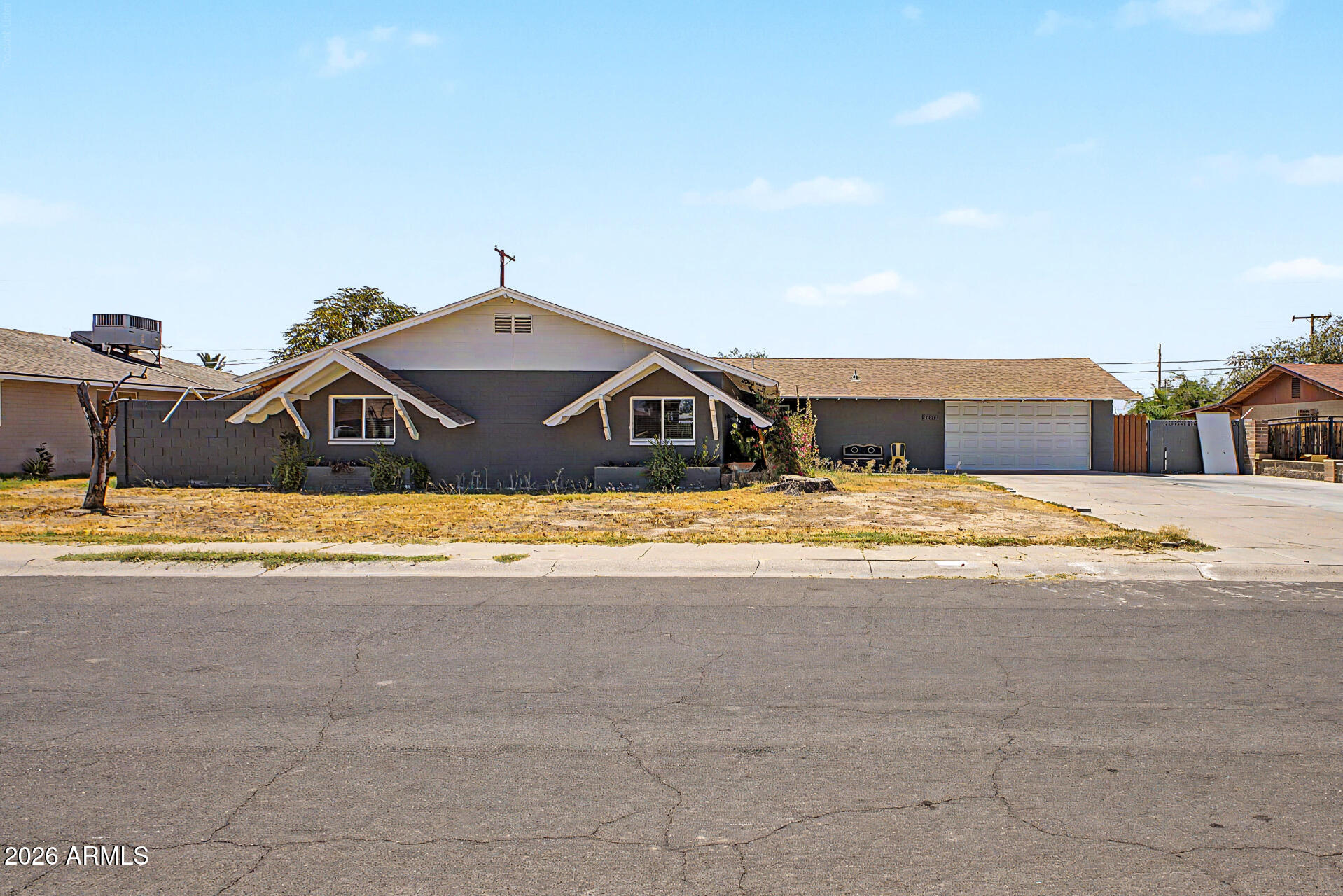 6017 W Medlock Drive — photo