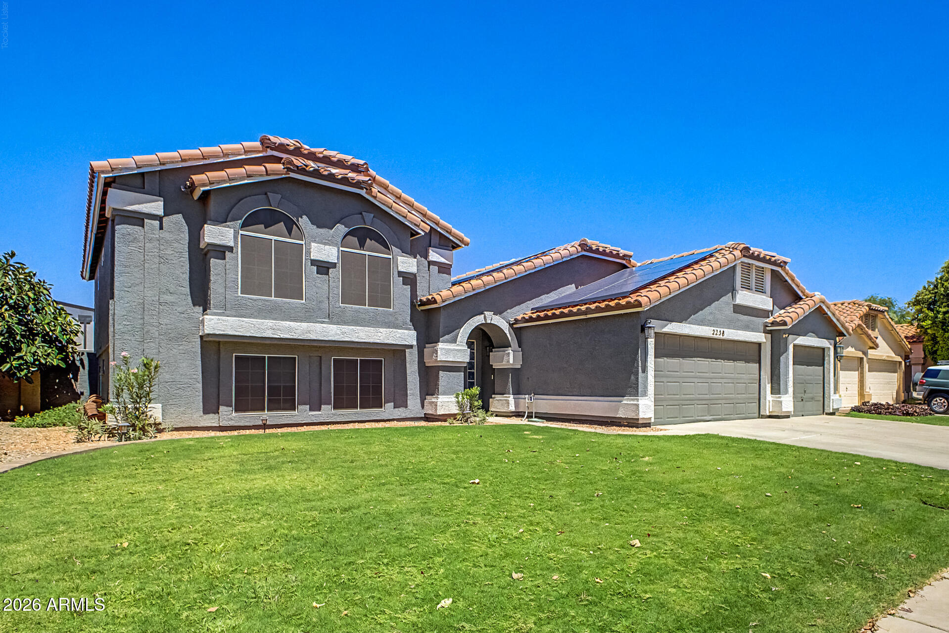 2258 E Santa Cruz Drive — photo