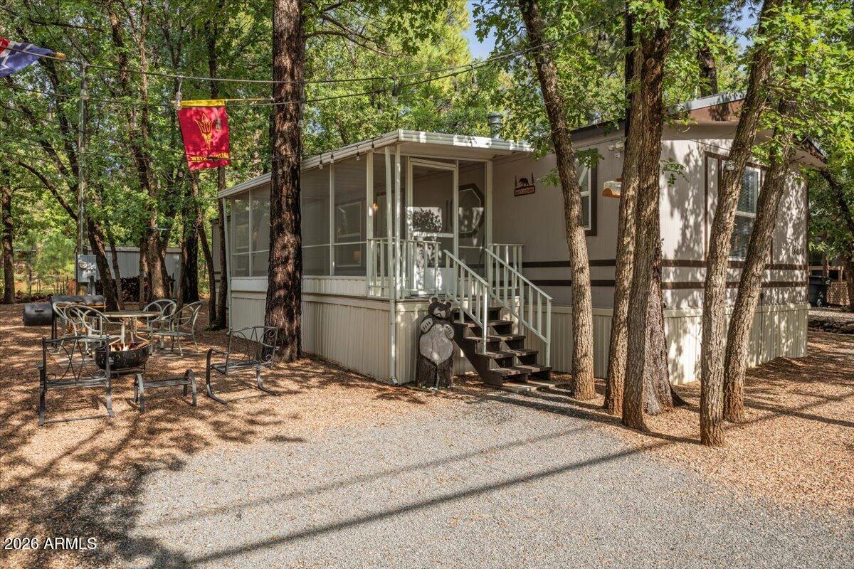 4079 Mark Twain Drive — photo