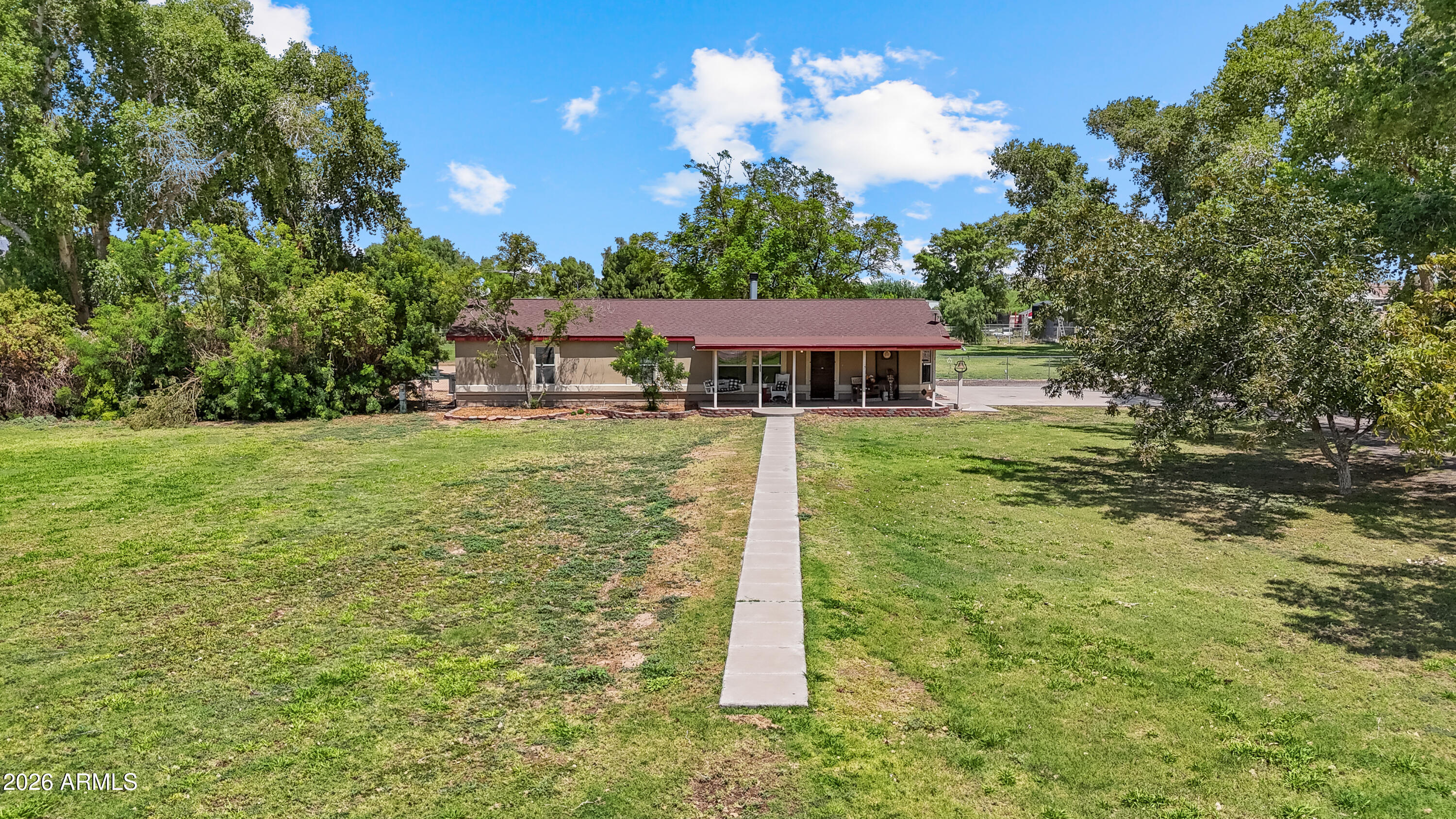 18004 W Yuma Road — photo