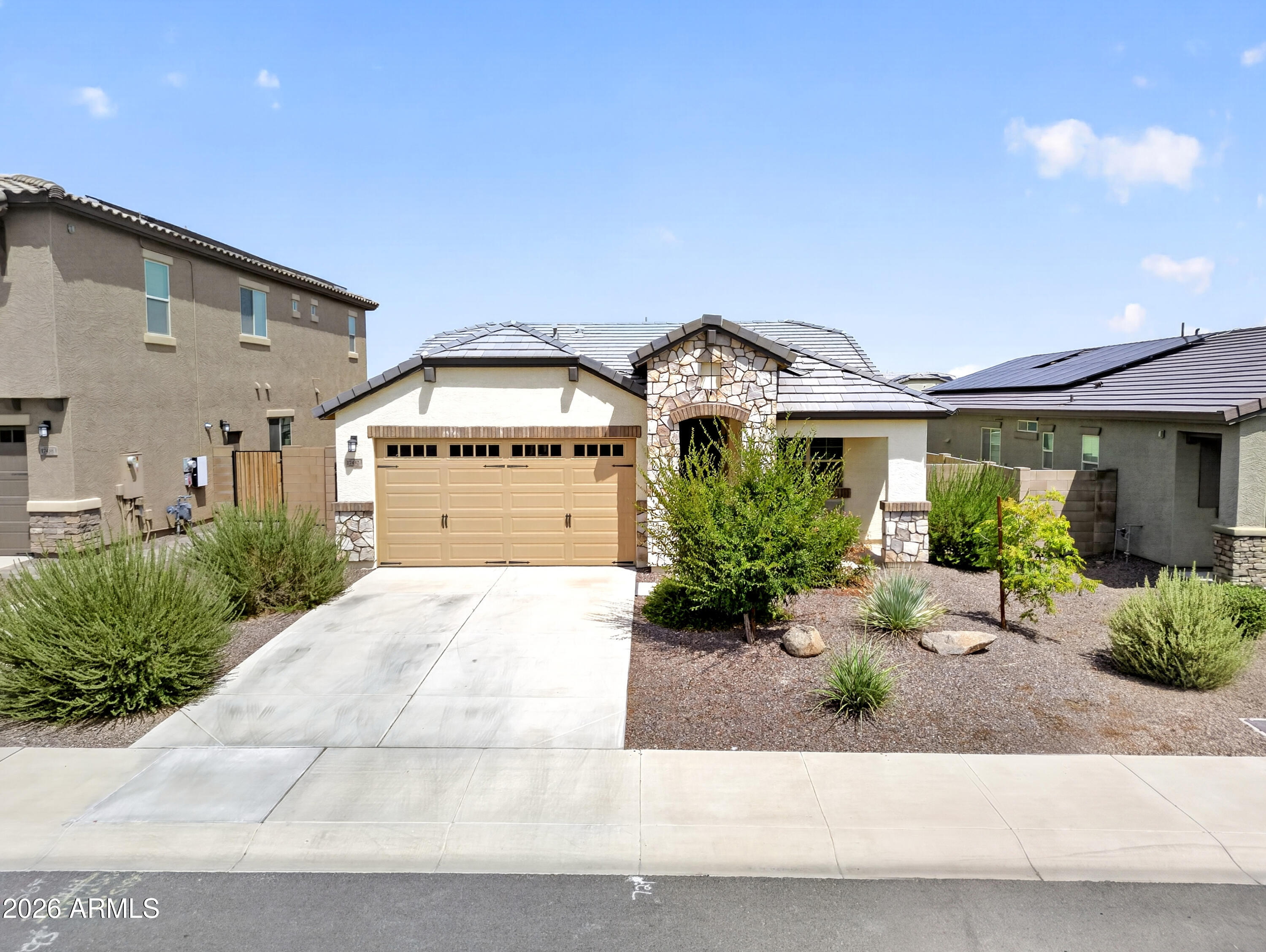 17432 W Laurie Lane — photo