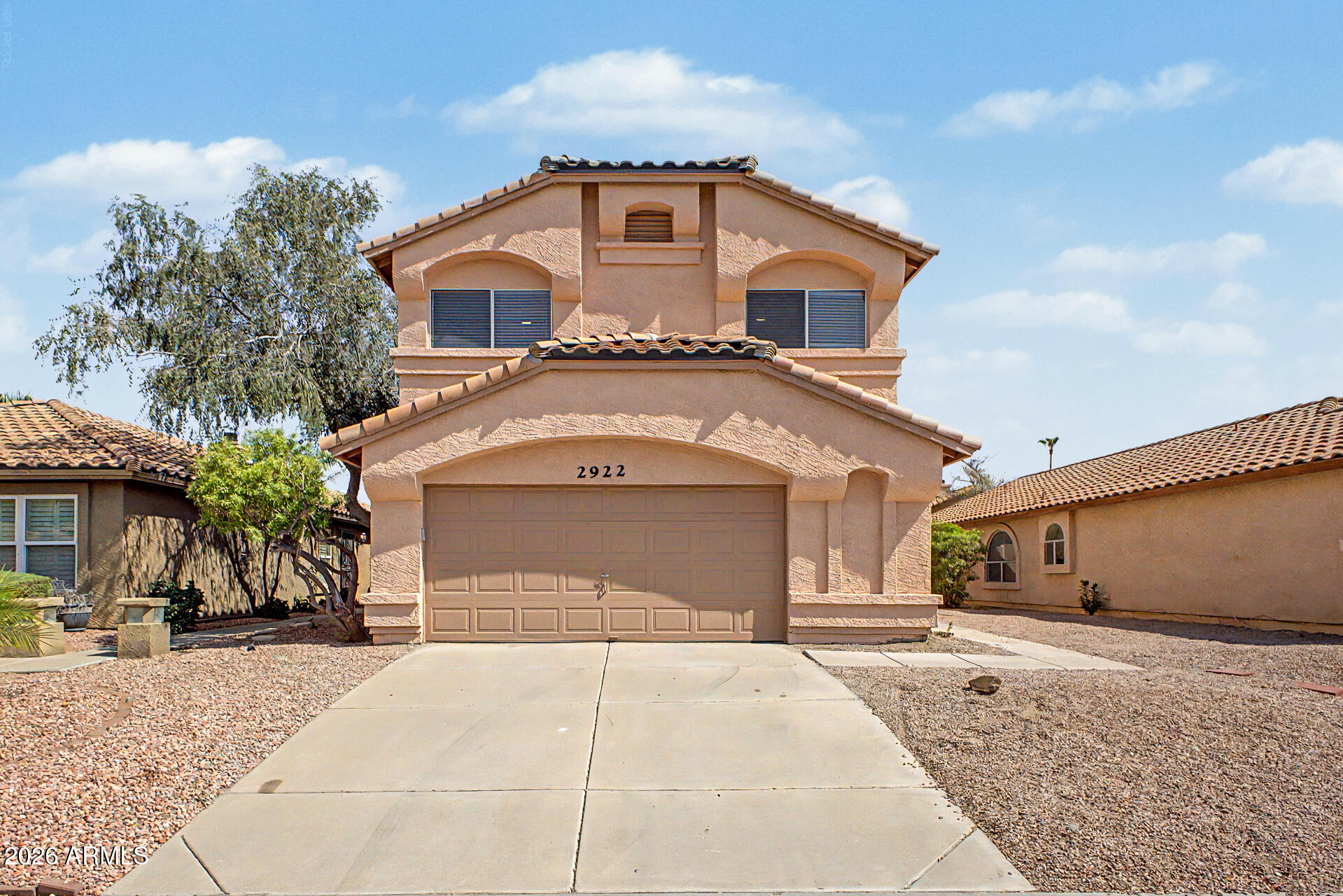 2922 E Woodland Drive — photo