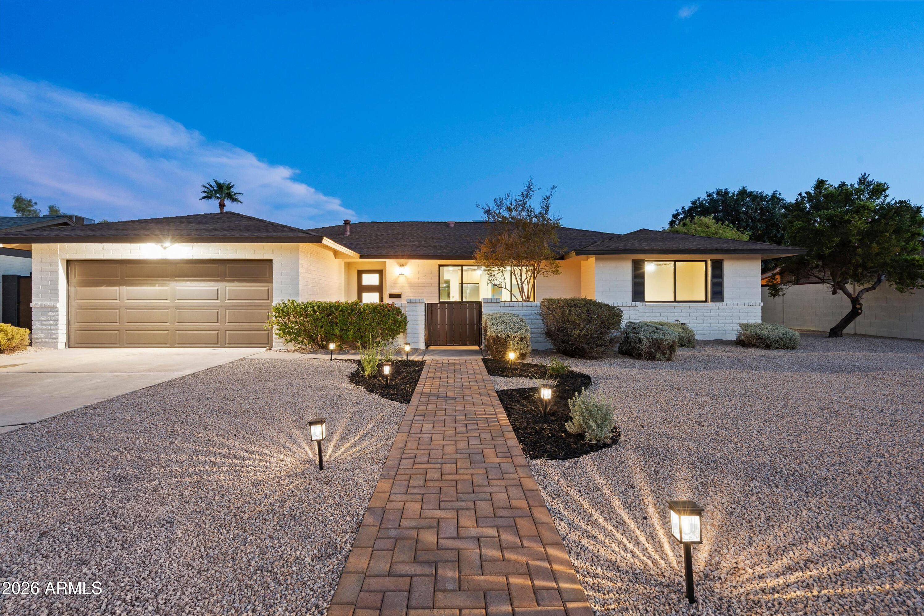 1019 E Watson Drive — photo