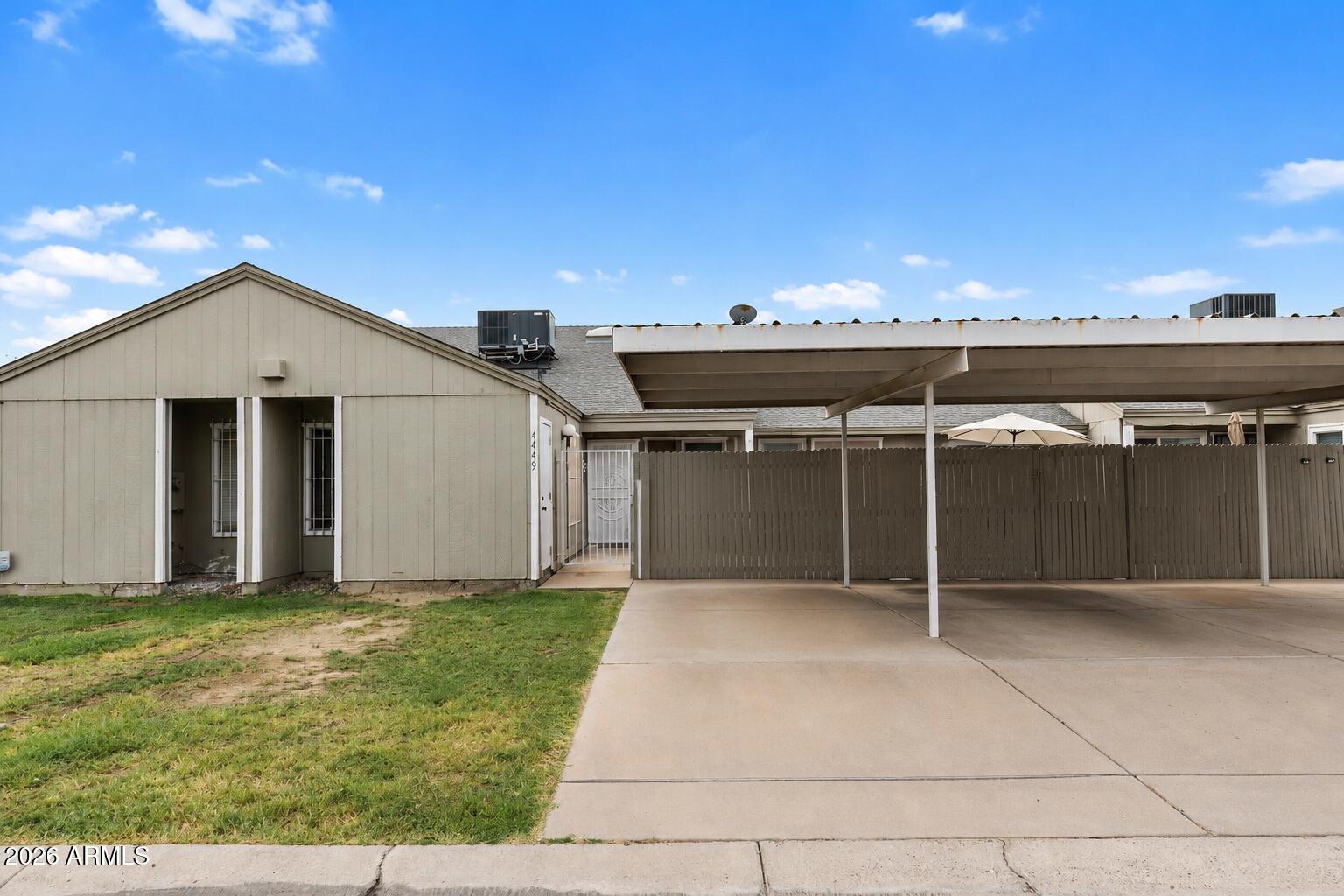 4449 E Vineyard Road — photo