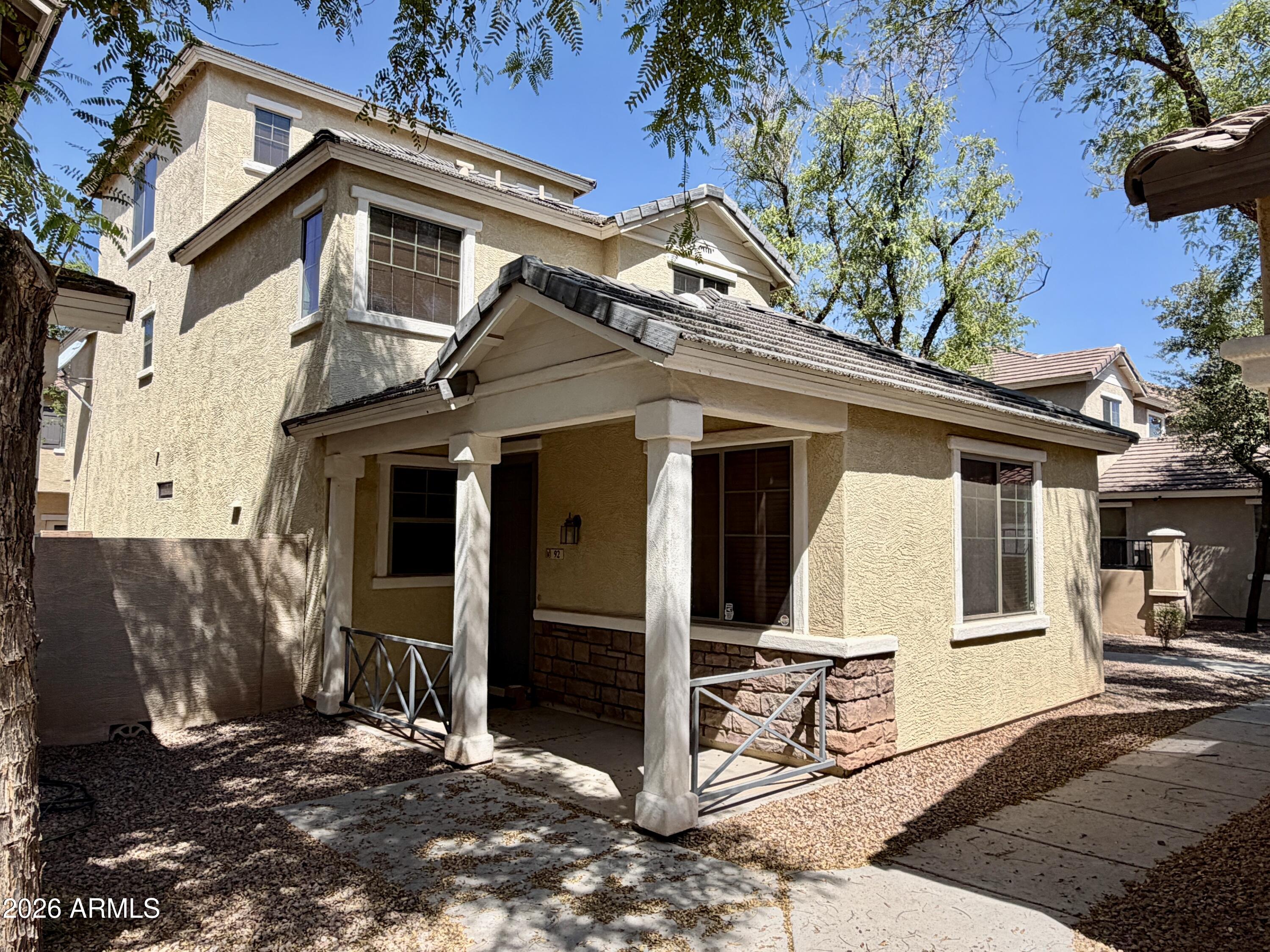 92 E Palomino Drive — photo