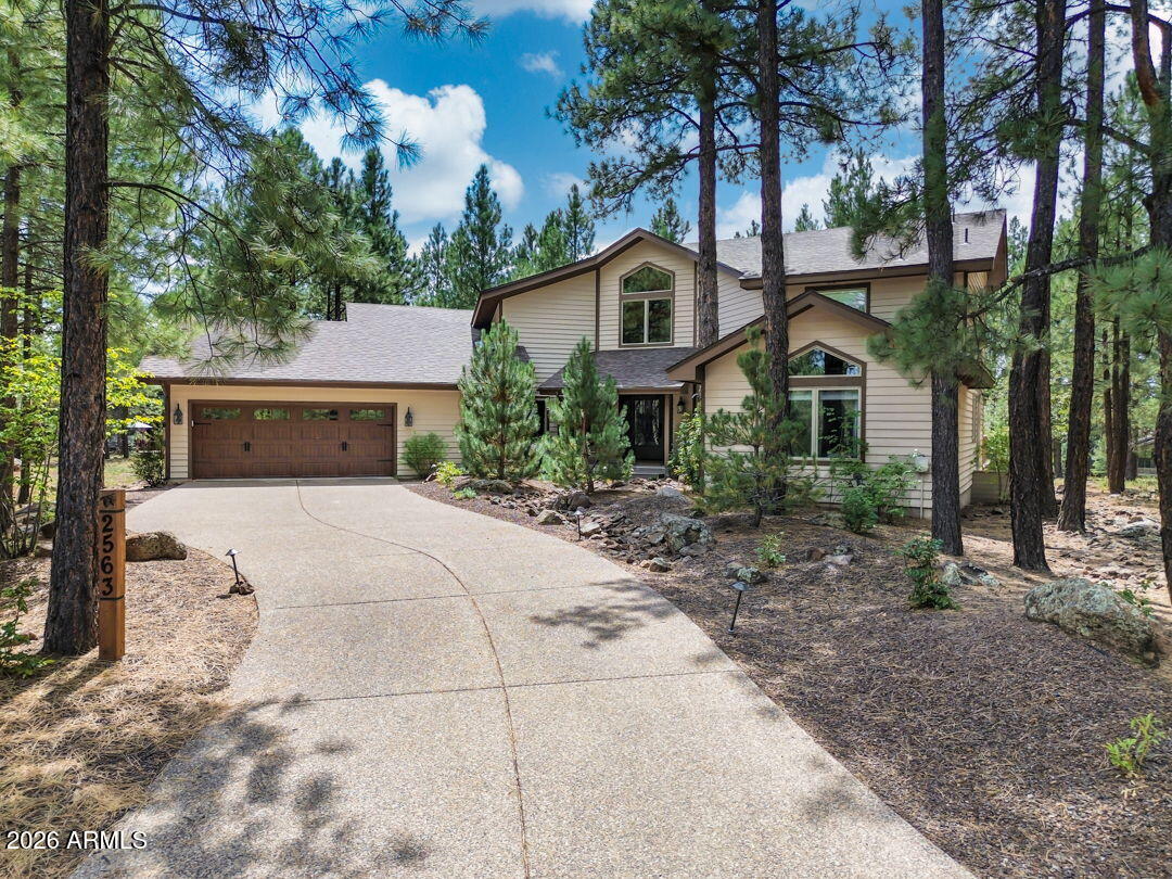 2563 Hart Merriam — photo