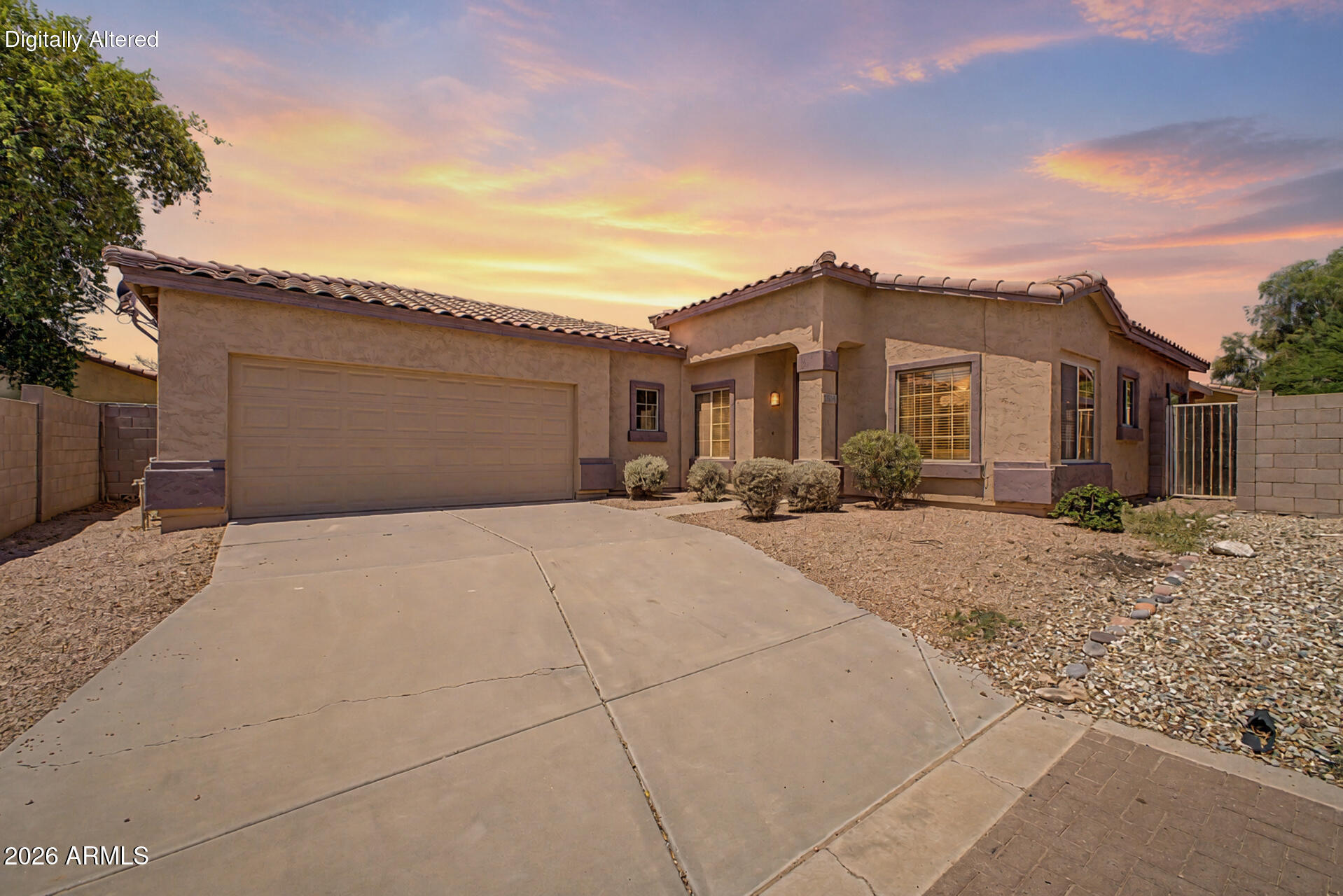 2606 E la Costa Drive — photo