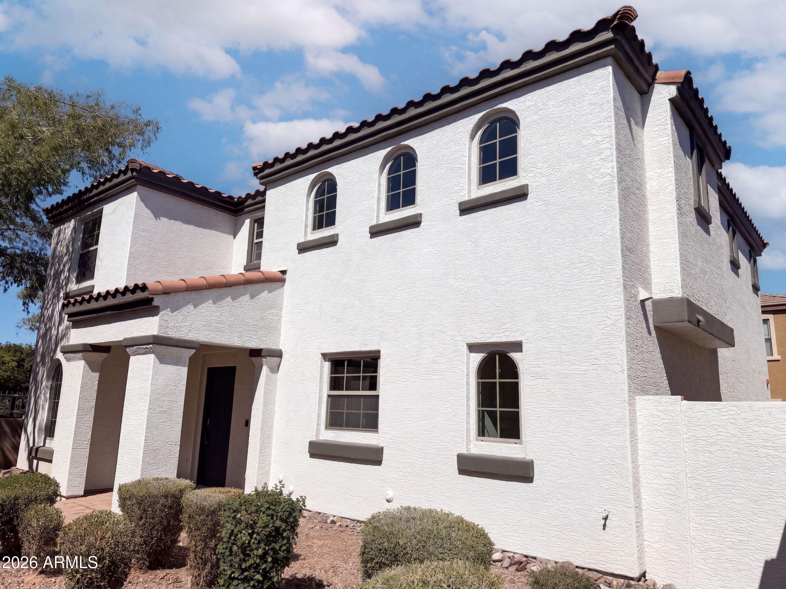 2856 E Megan Street — photo