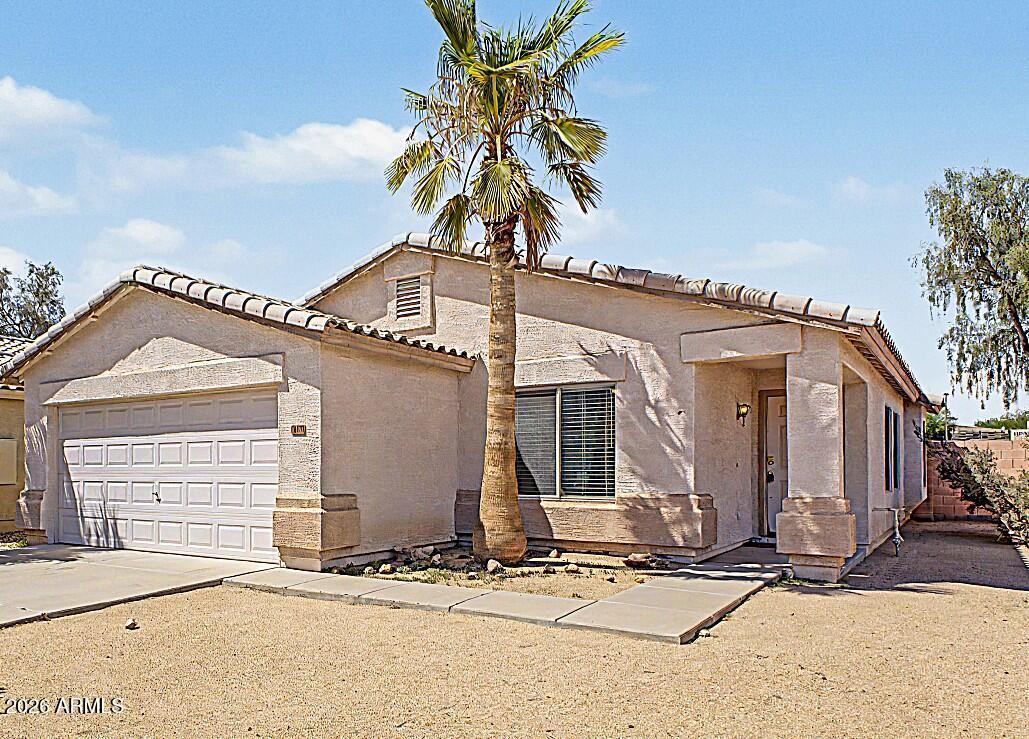 16070 W Woodlands Avenue — photo