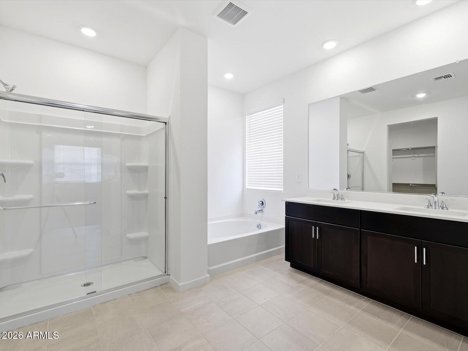 17752 W Illini Street — photo