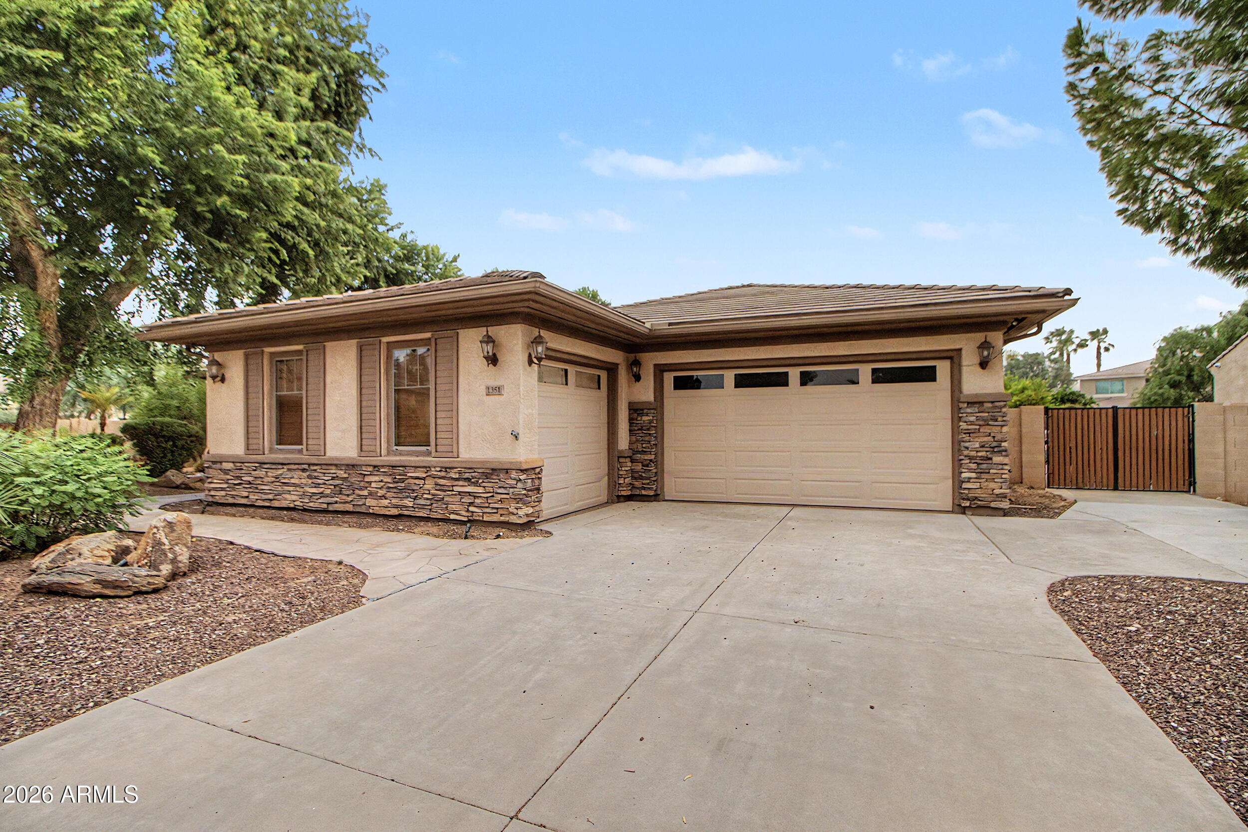 1351 E Canary Drive — photo