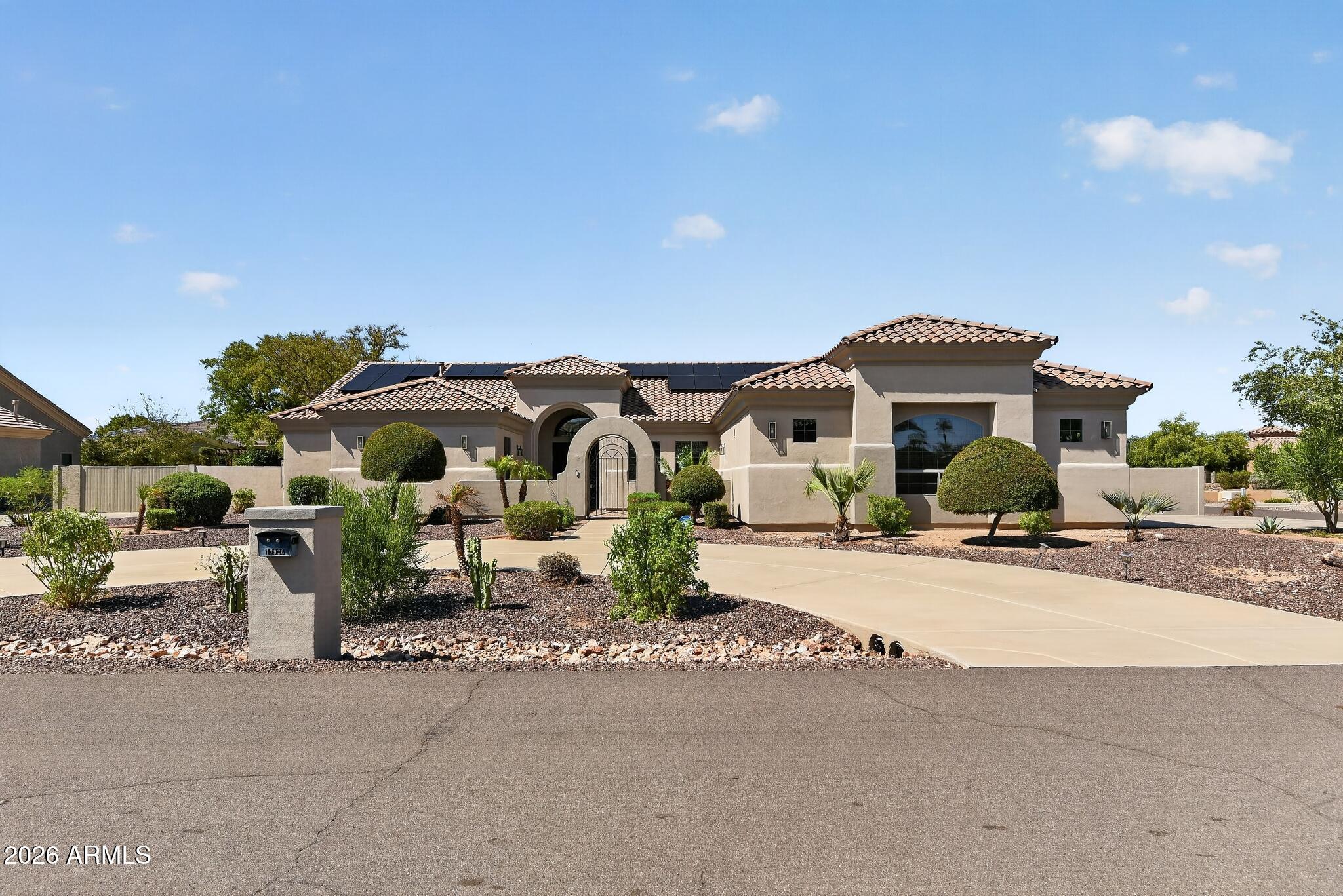 17926 W Colter Street — photo