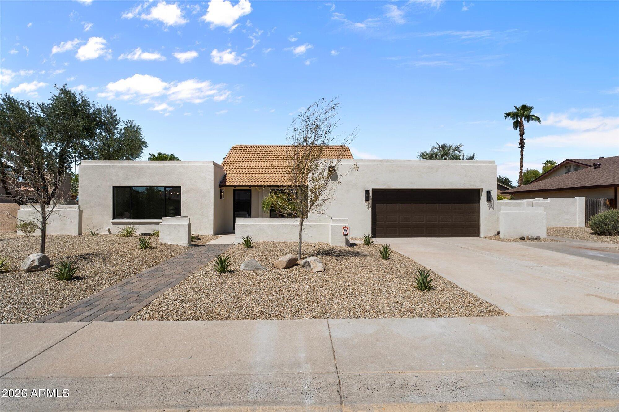 5024 E Le Marche Avenue — photo