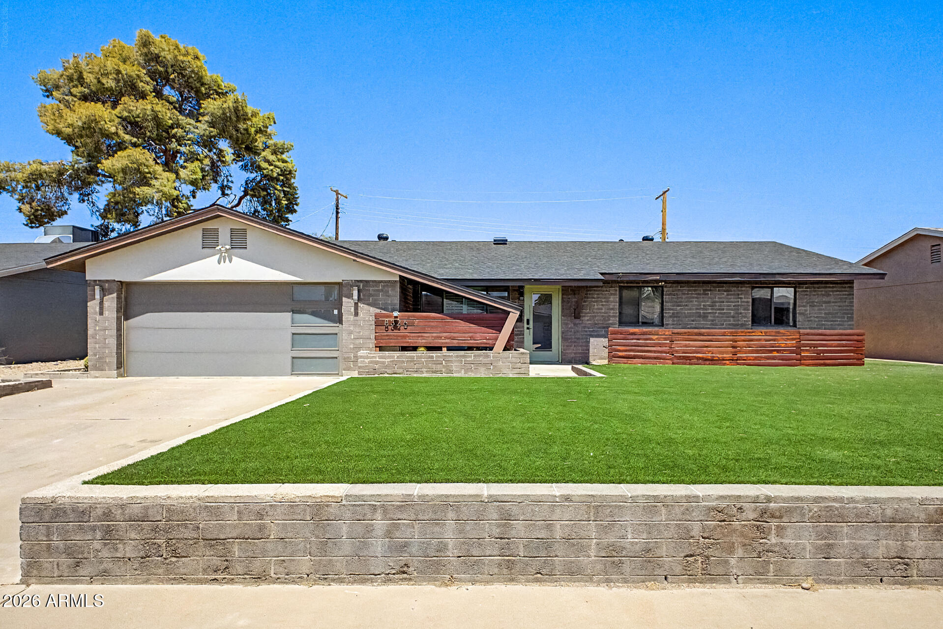 8326 E Hubbell Street — photo