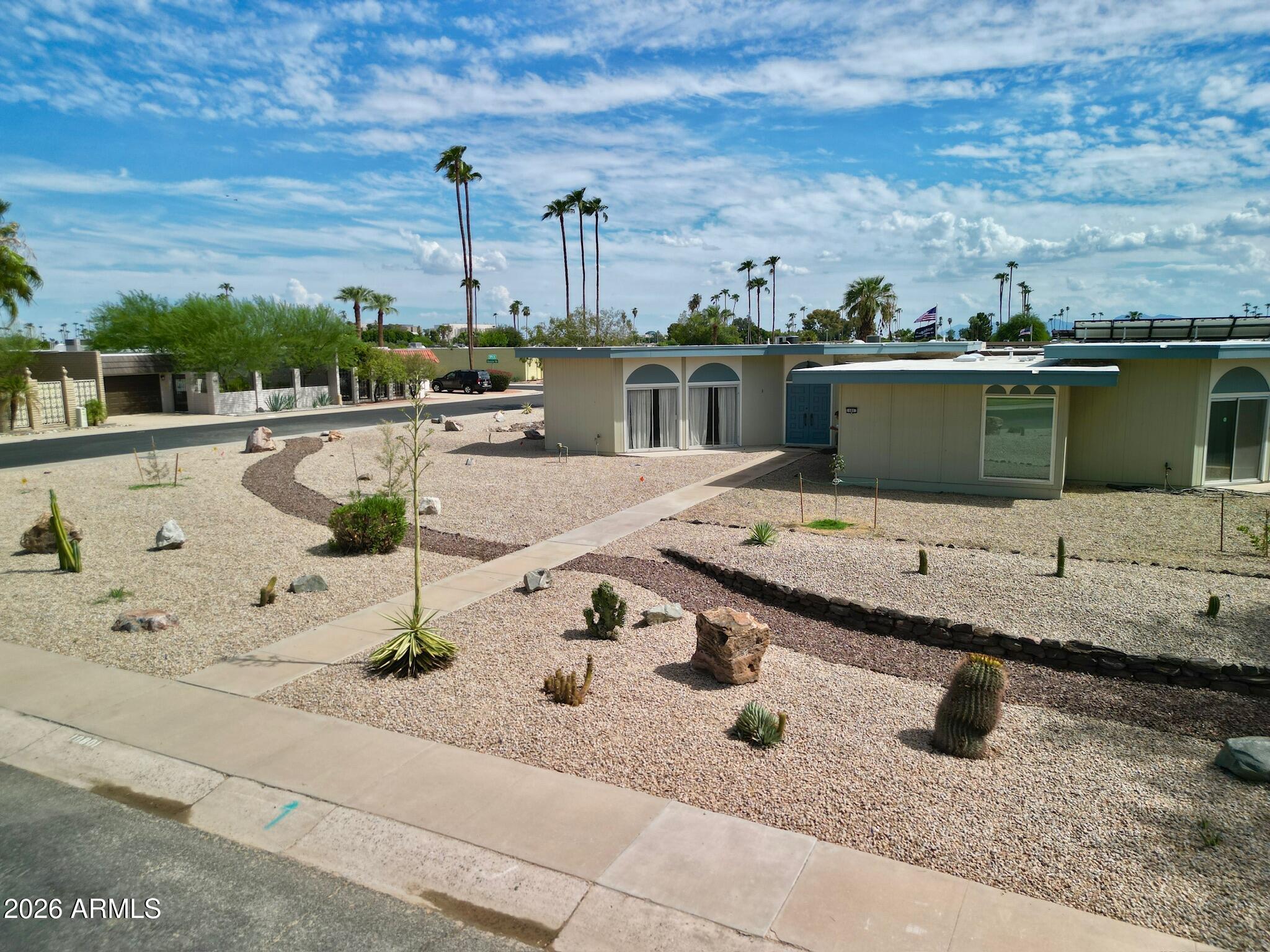 10801 W Cameo Drive — photo
