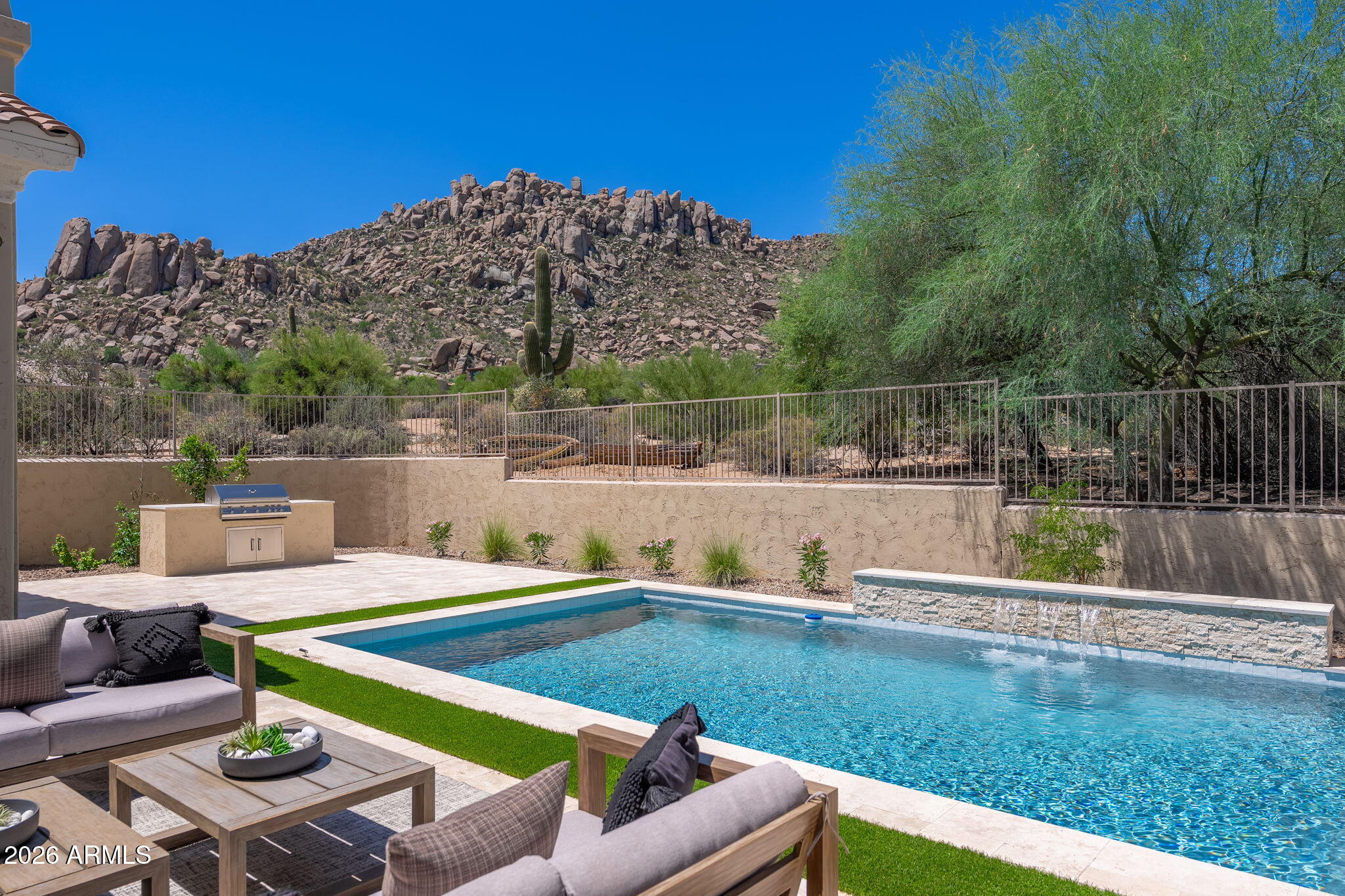 11552 E Desert Holly Drive — photo
