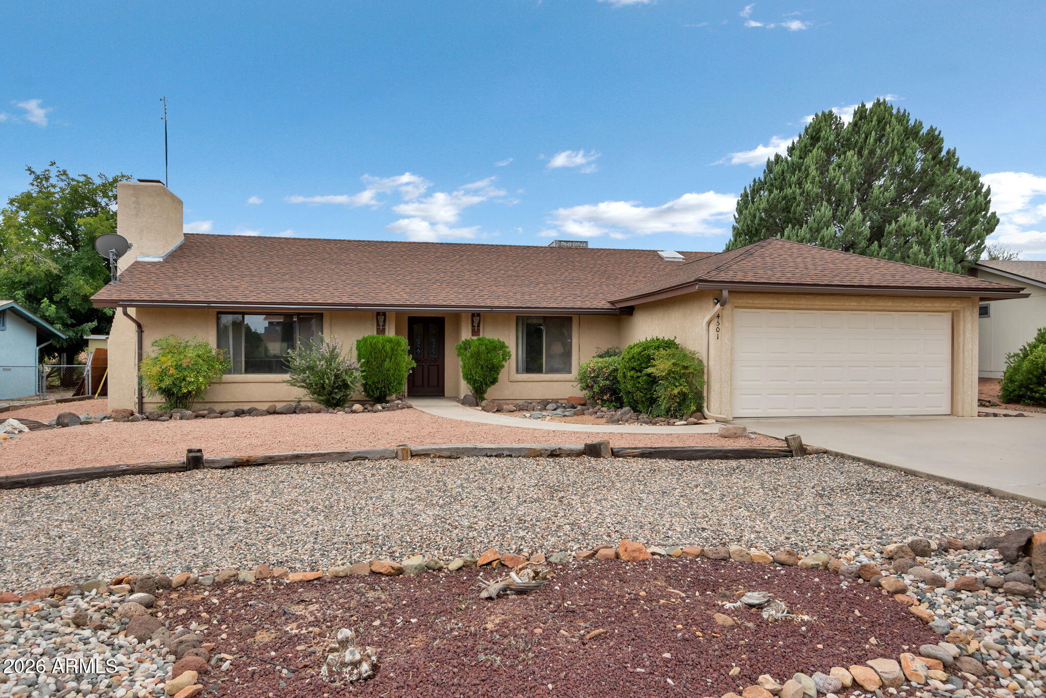 4501 E Verde View Drive — photo
