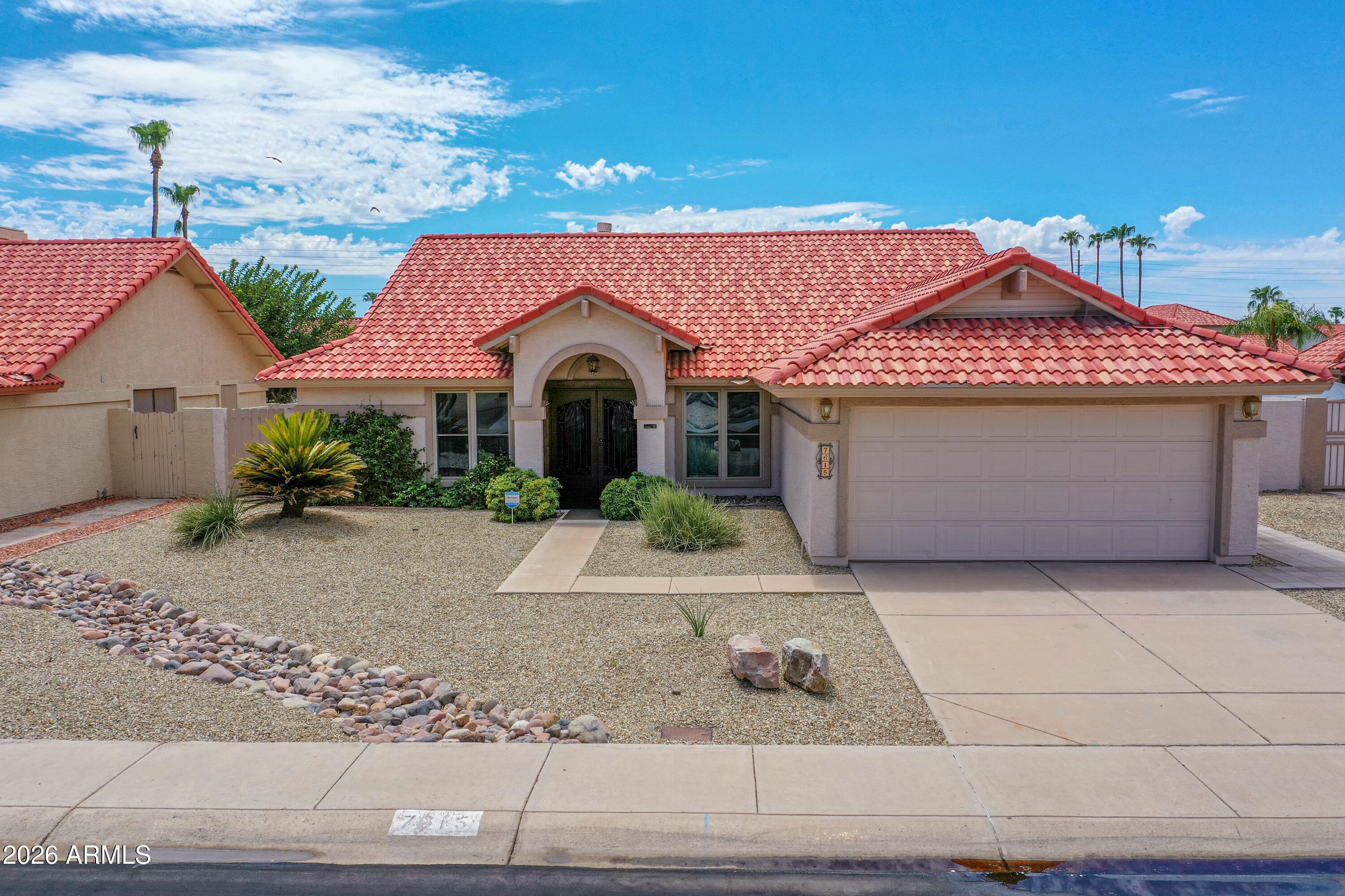 7615 W Julie Drive — photo