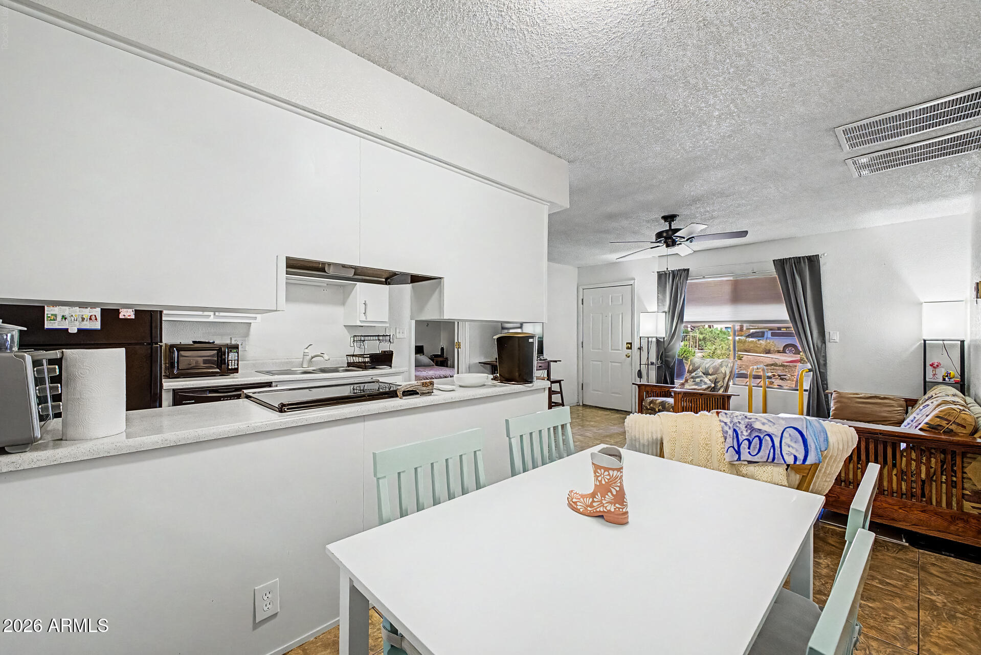 1440 N Idaho Road 1051 — photo