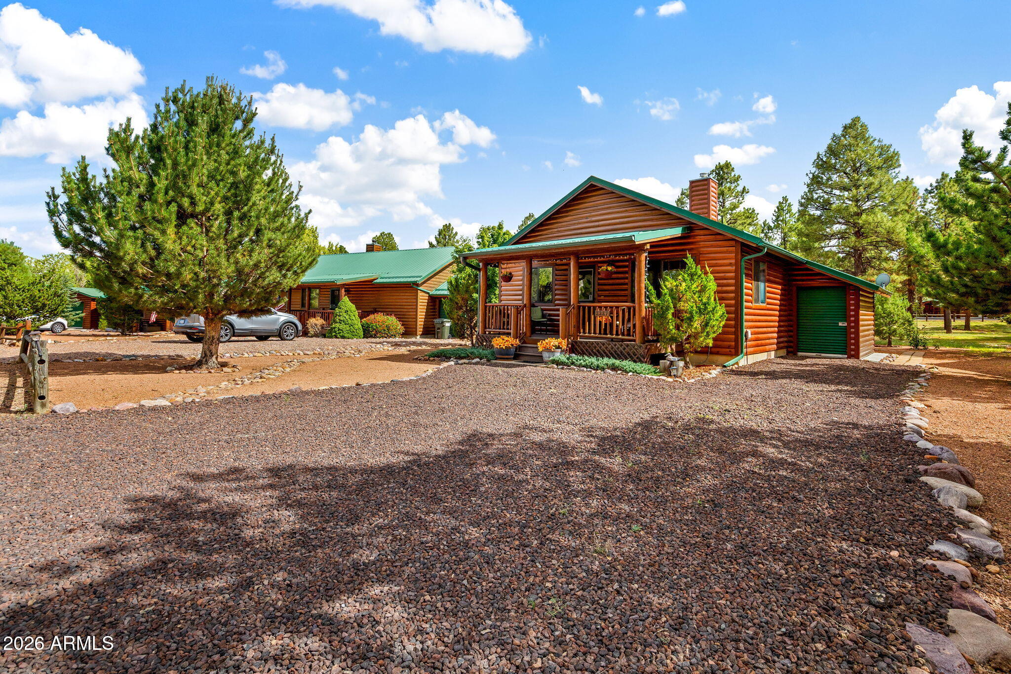 2327 S Buffalo Loop, Overgaard, AZ 85933 — photo 3
