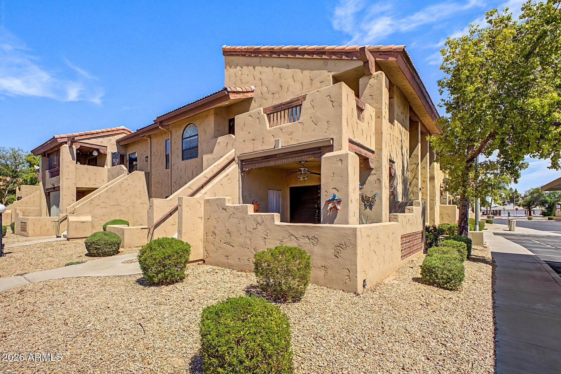 1351 N Pleasant Drive 2049 — photo