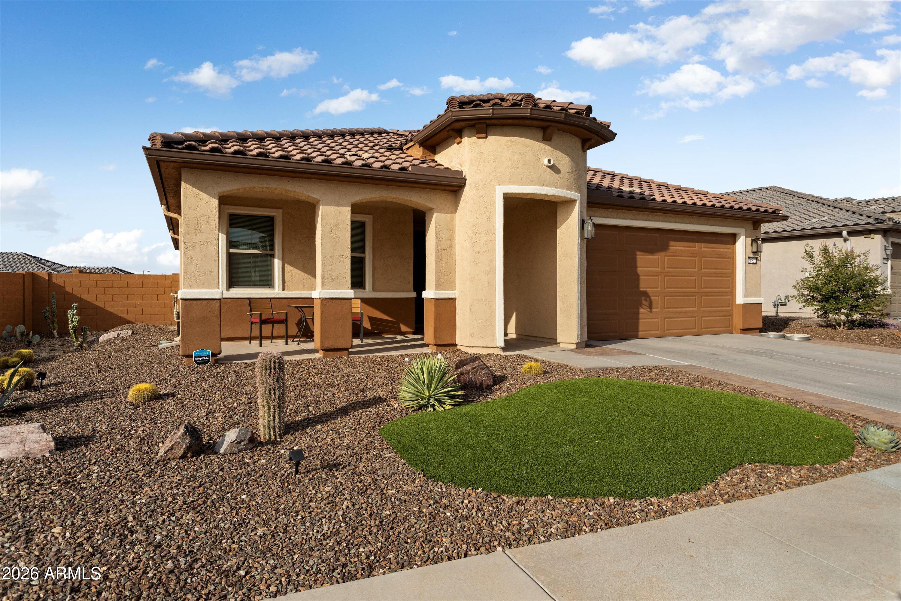 26820 W Kerry Lane — photo
