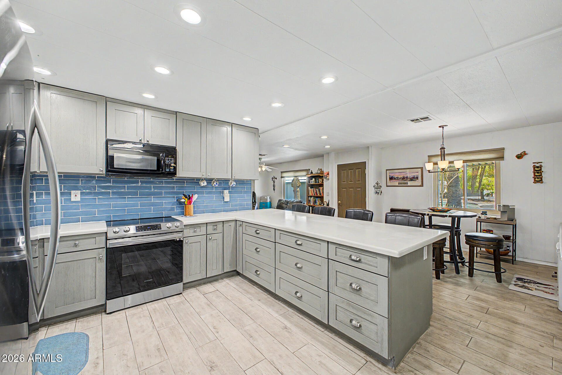 415 S 81st Place — photo