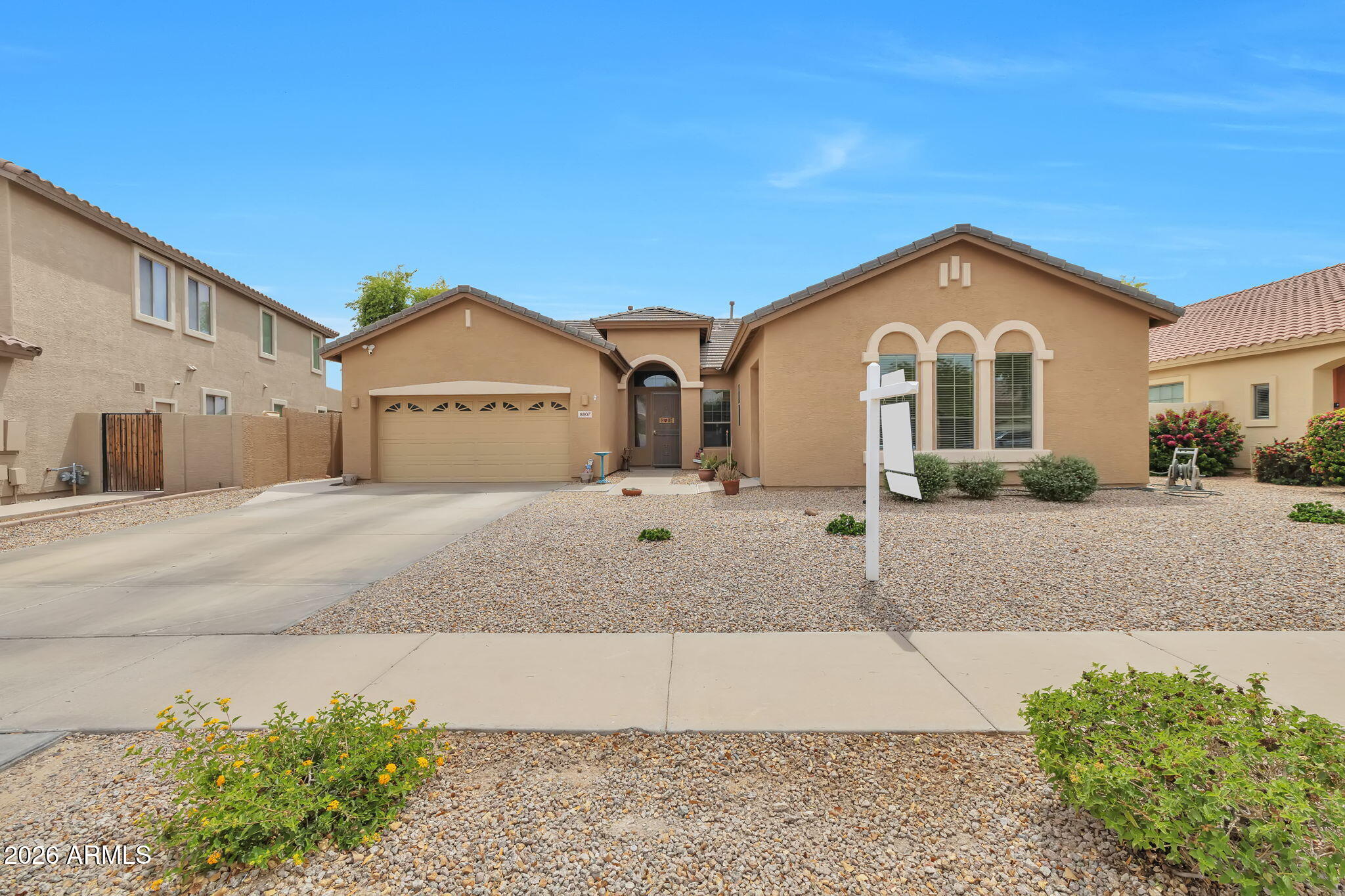 8807 W Carole Lane — photo