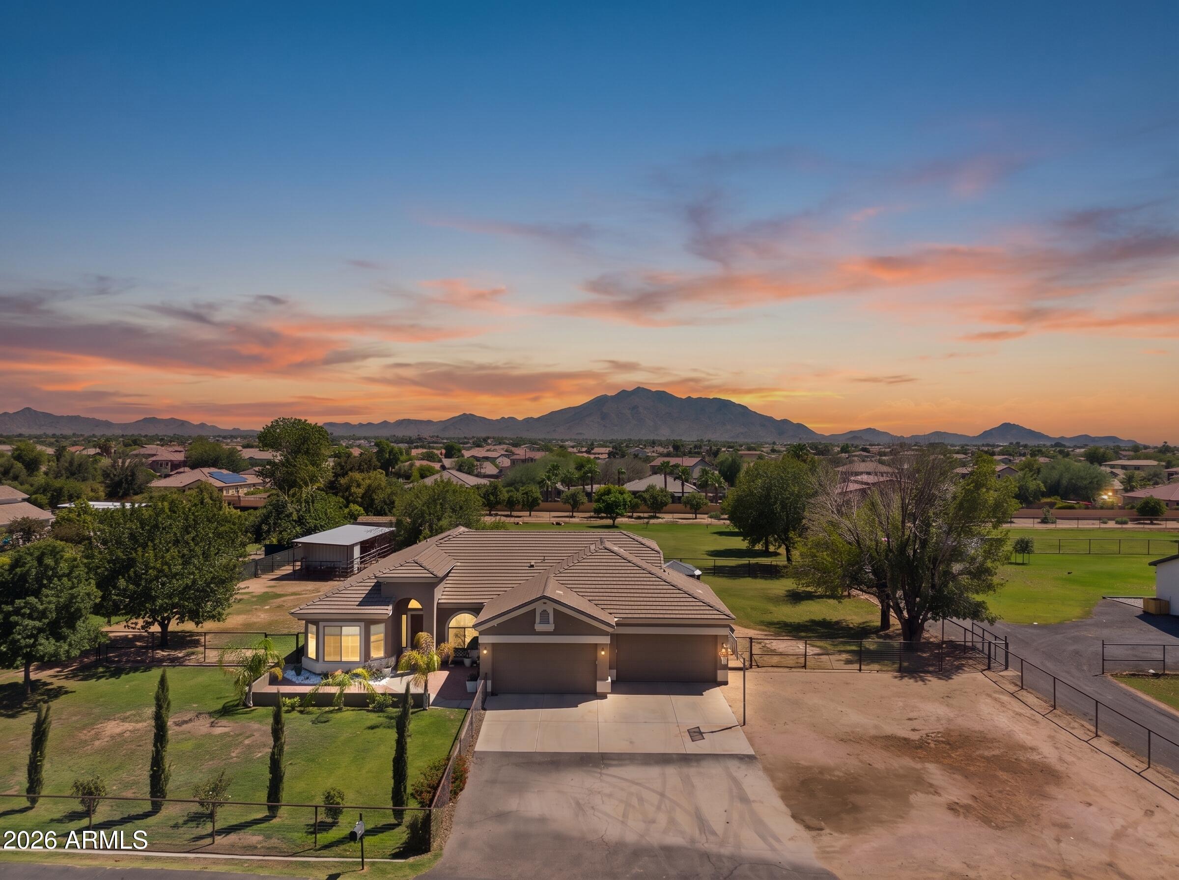 3785 E Via Del Rancho Road — photo