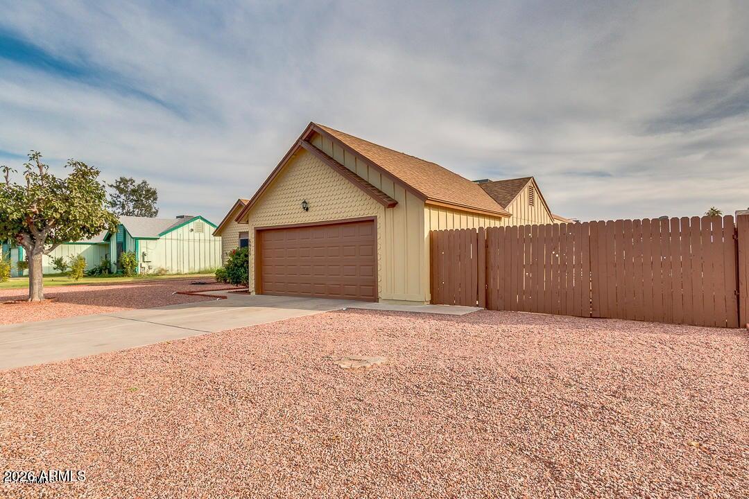6929 W Ironwood Drive — photo