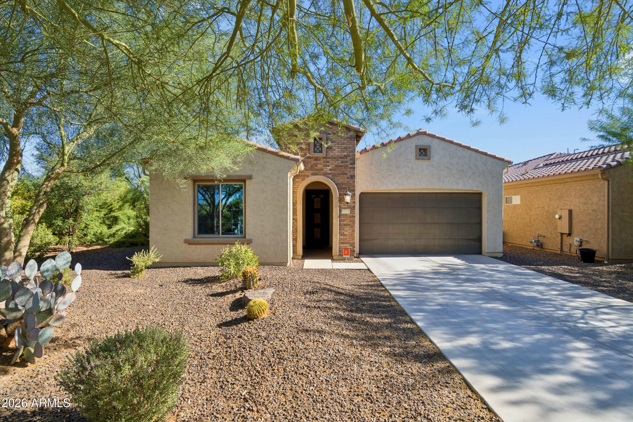 16966 W Sheridan Street — photo