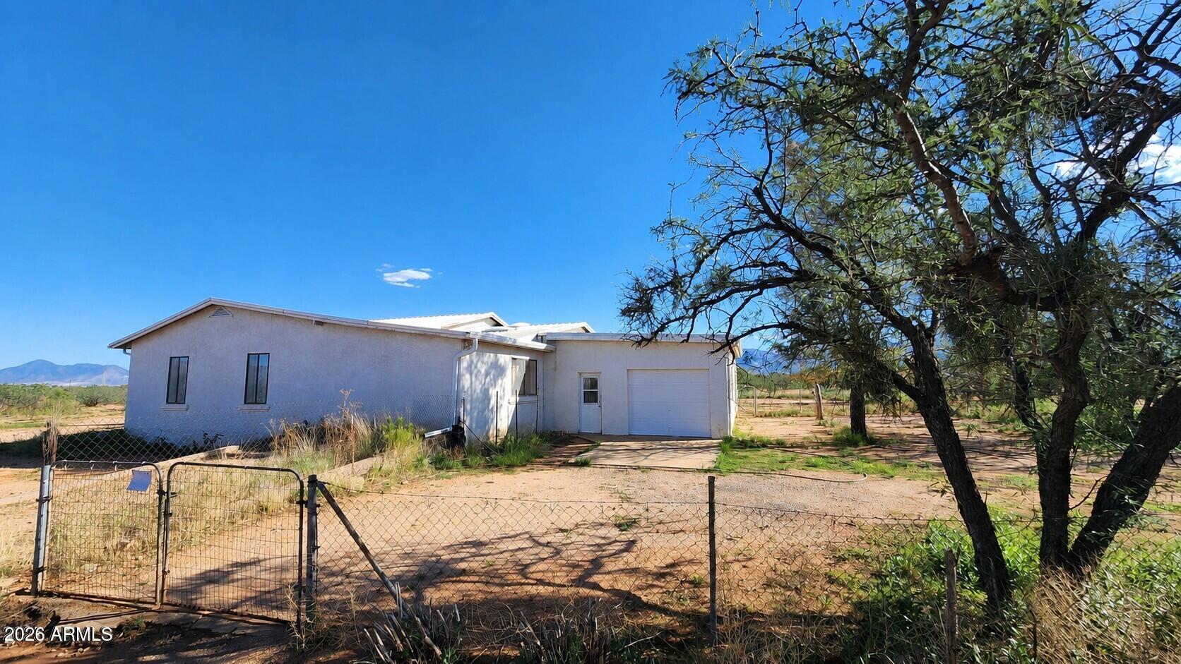 5447 S Ranch Road Unit a — photo