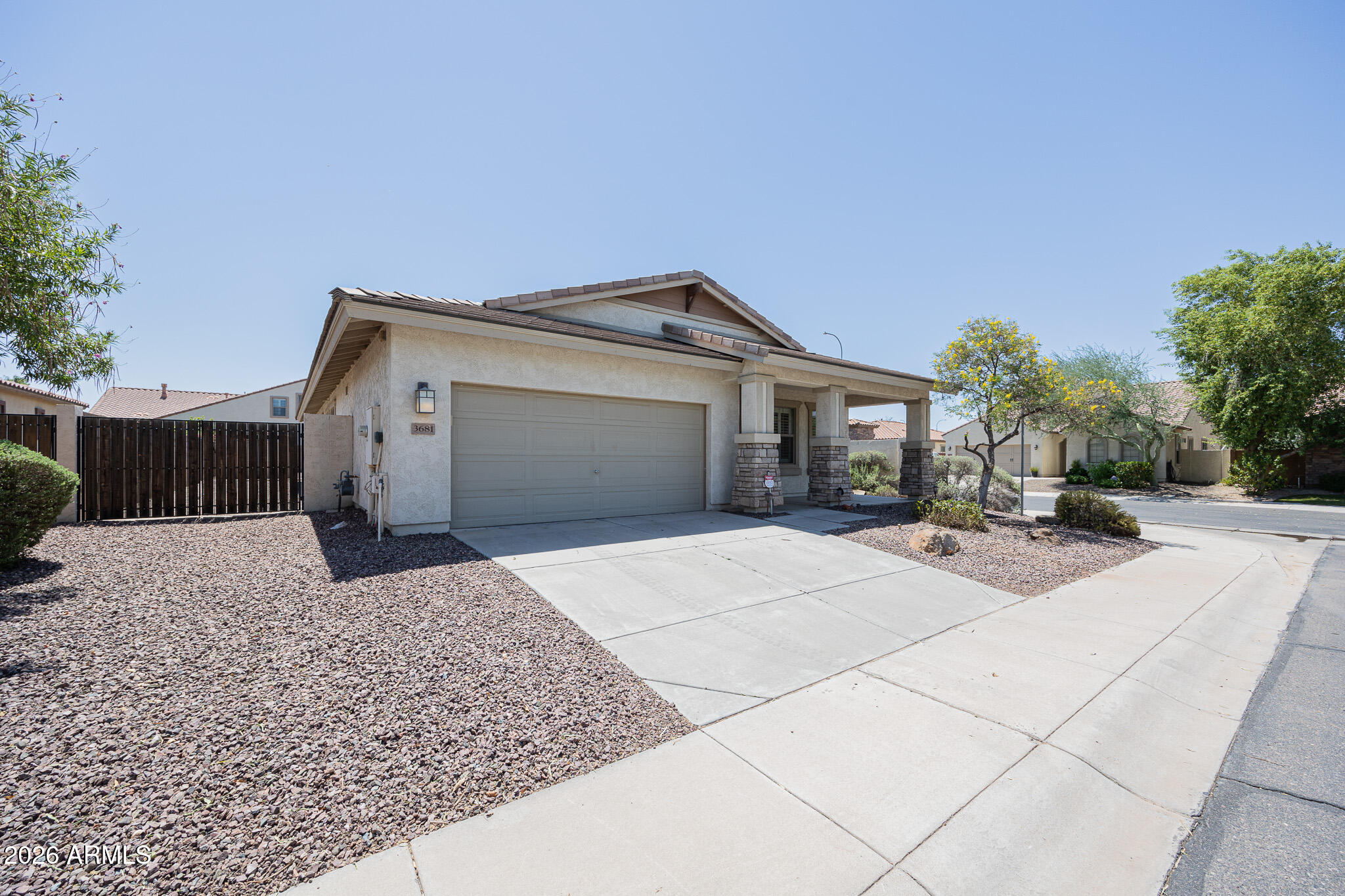 3681 E Yellowstone Place — photo