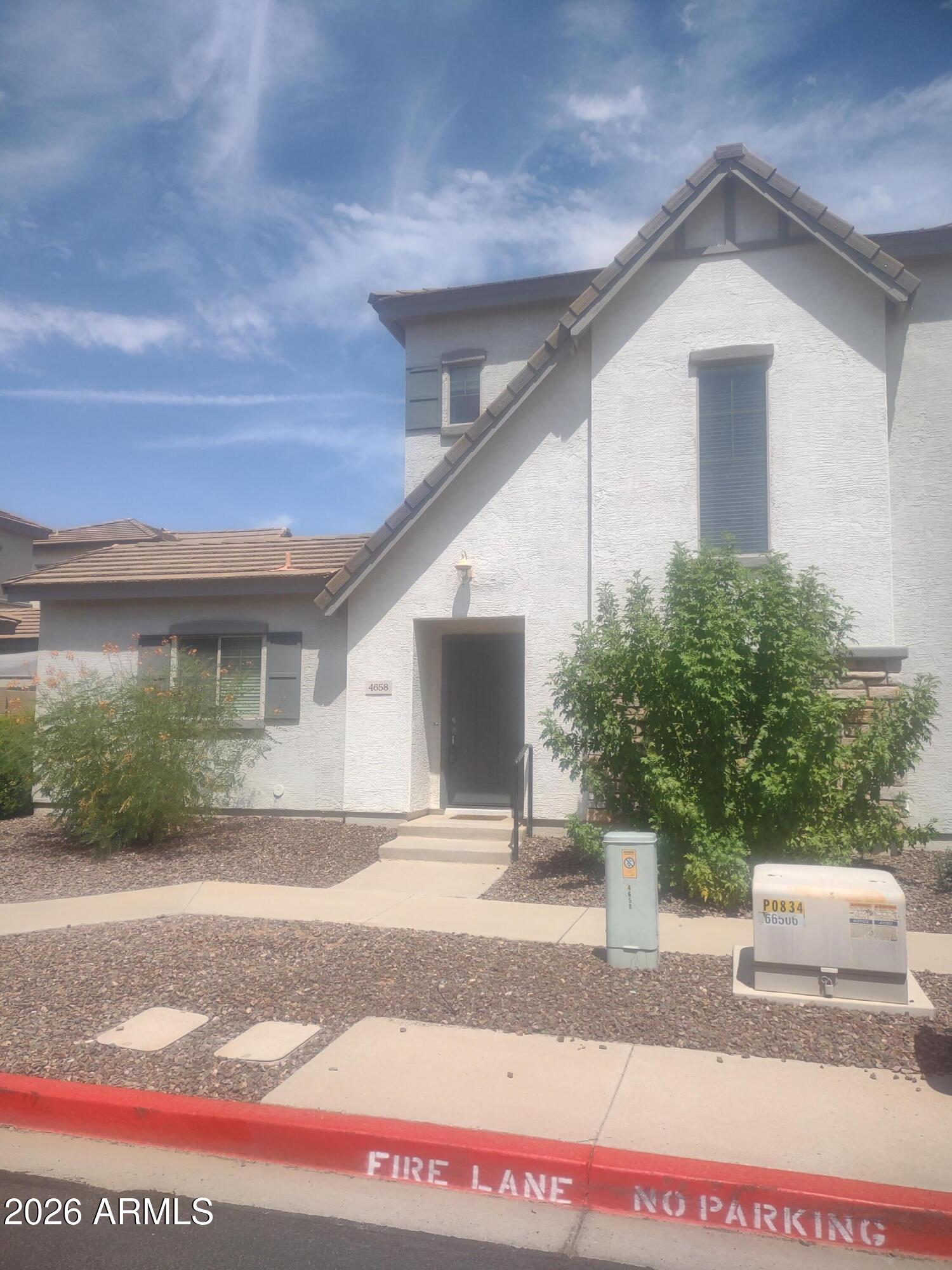 4658 E Redfield Road — photo