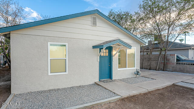 3031 W Cypress Street — photo