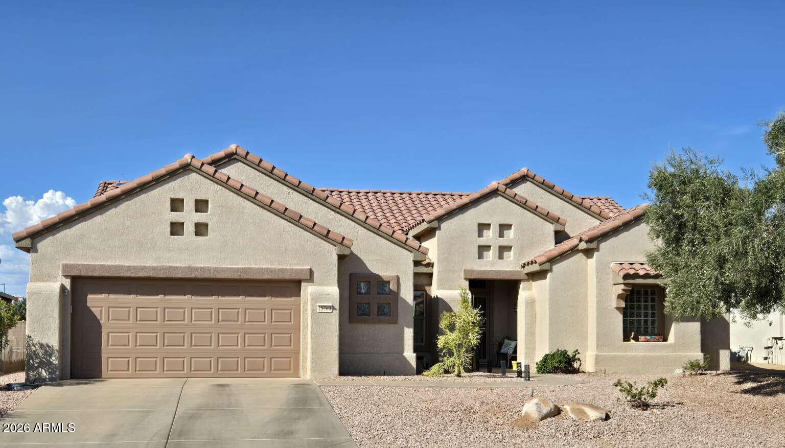 15760 W Eucalyptus Court — photo