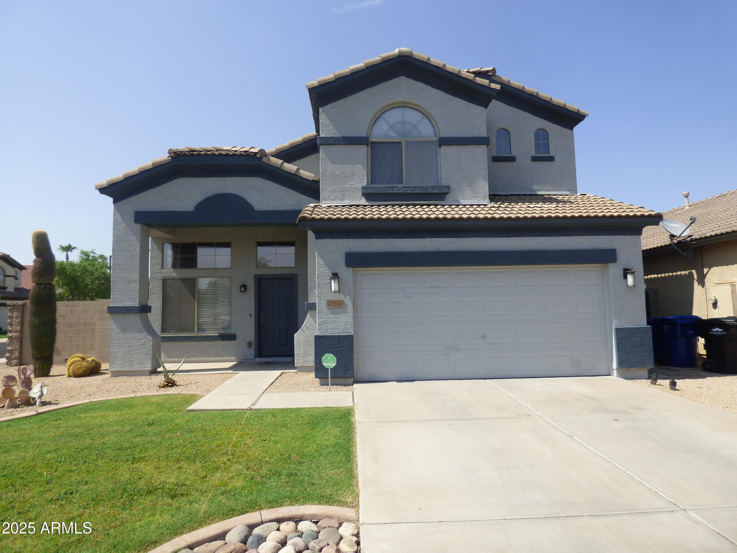 17282 W Elm Street — photo