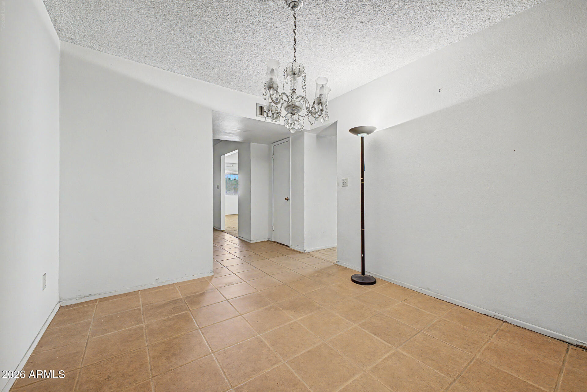101 E Thunderbird Trail, Phoenix, AZ 85042 — photo 2