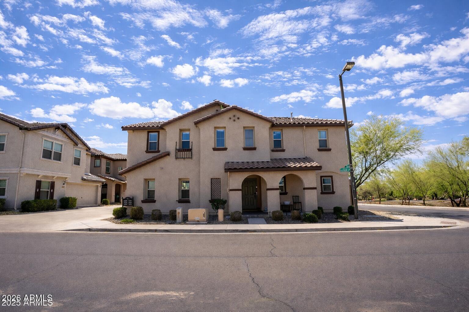 16425 W Latham Street — photo
