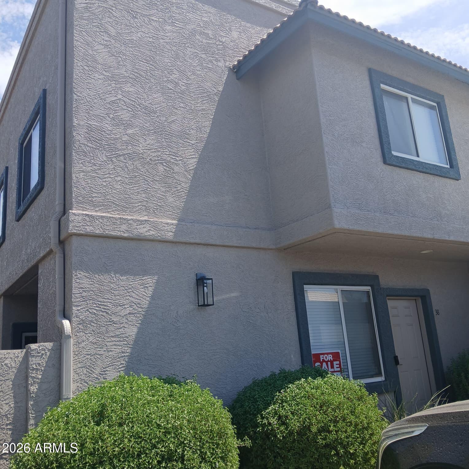 2311 E Hartford Avenue 38 — photo