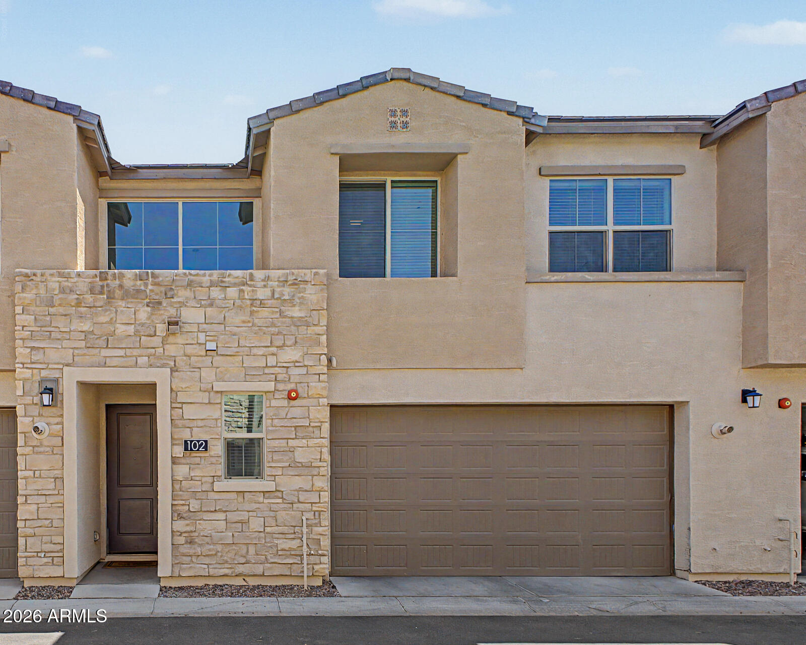 753 E Rojo Way 102 — photo