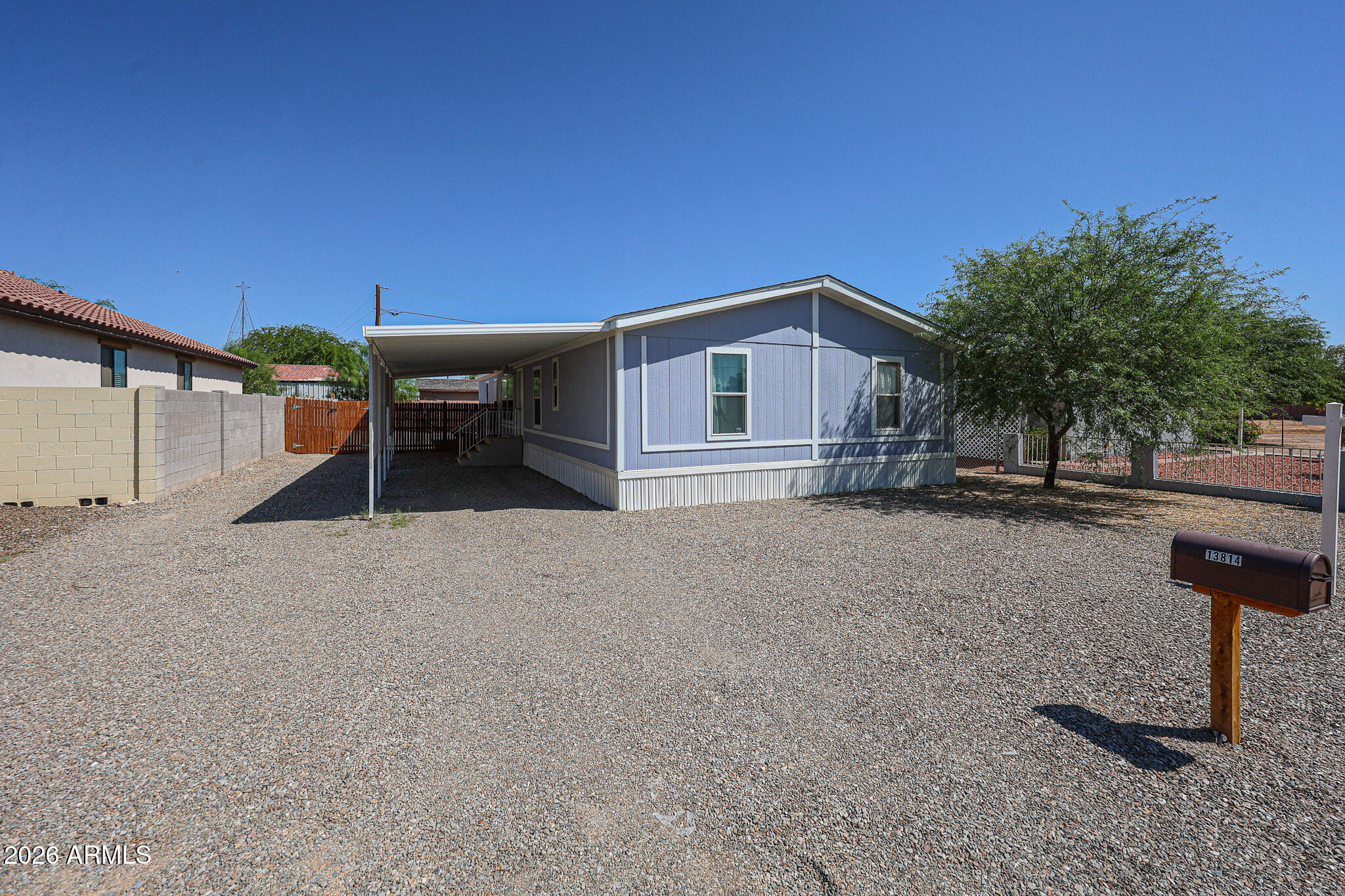 13814 W Stella Lane — photo