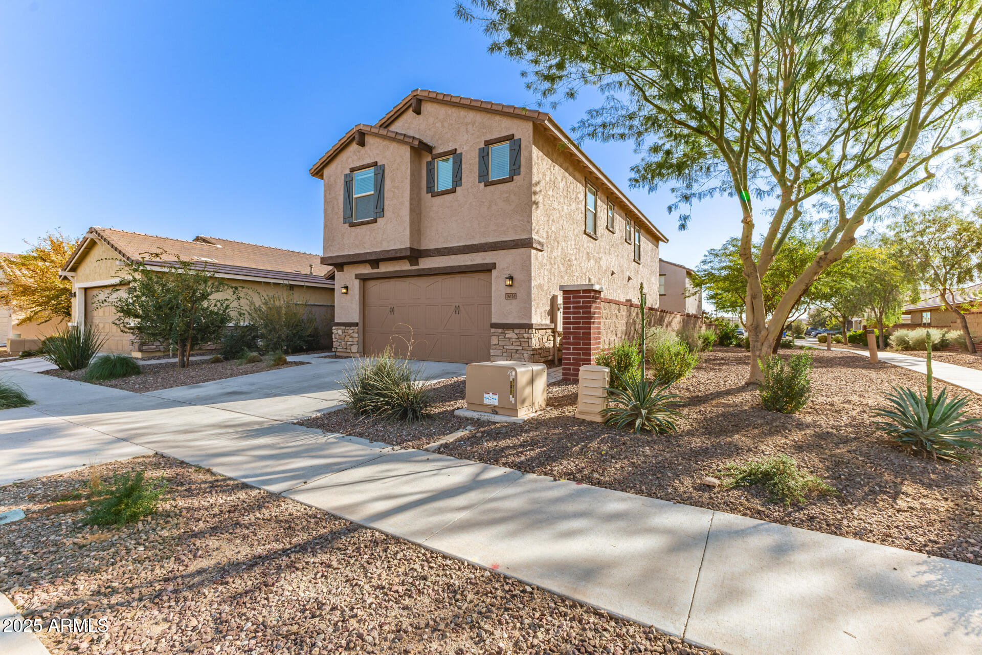 14161 W Voltaire Street — photo