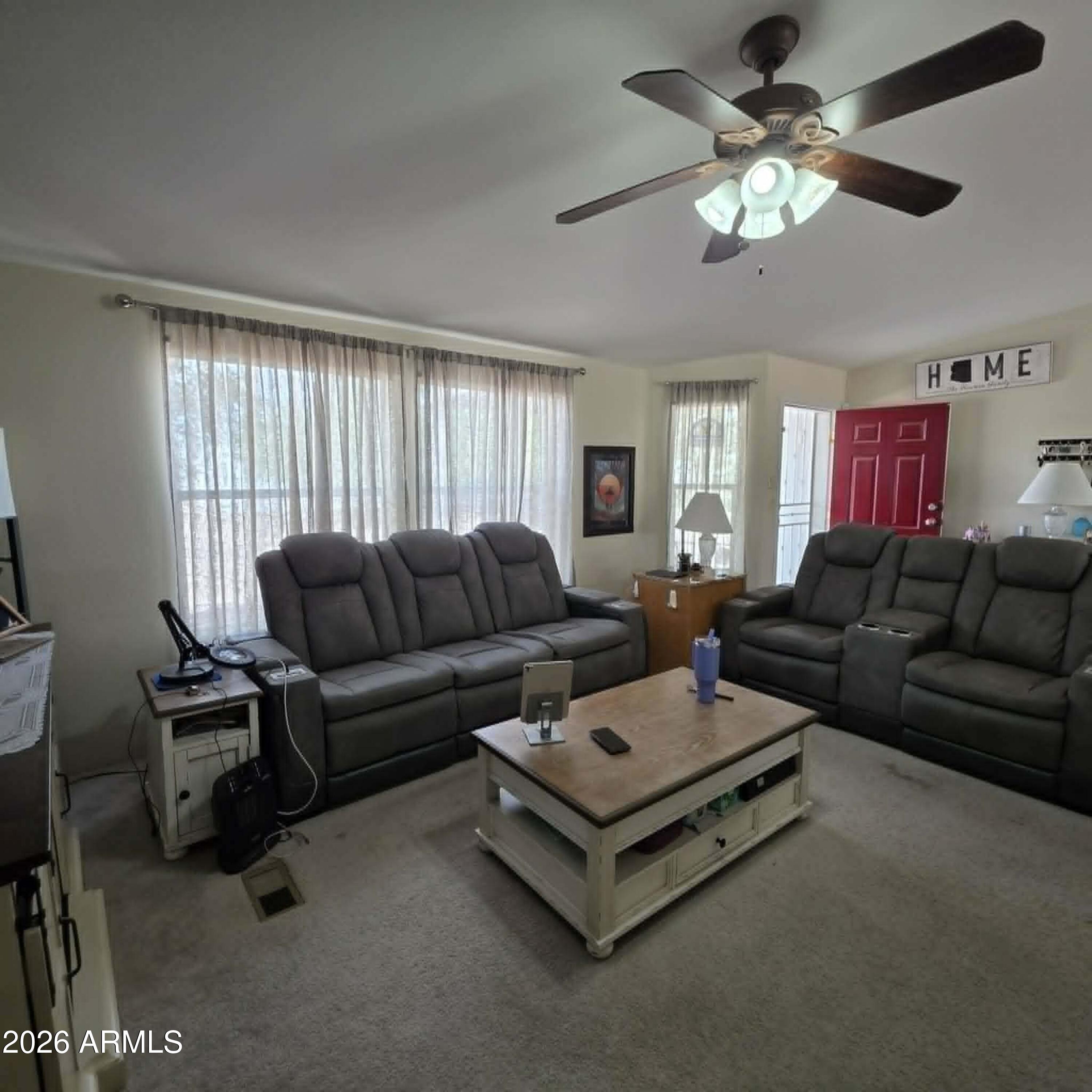 643 W Coachline Lane — photo