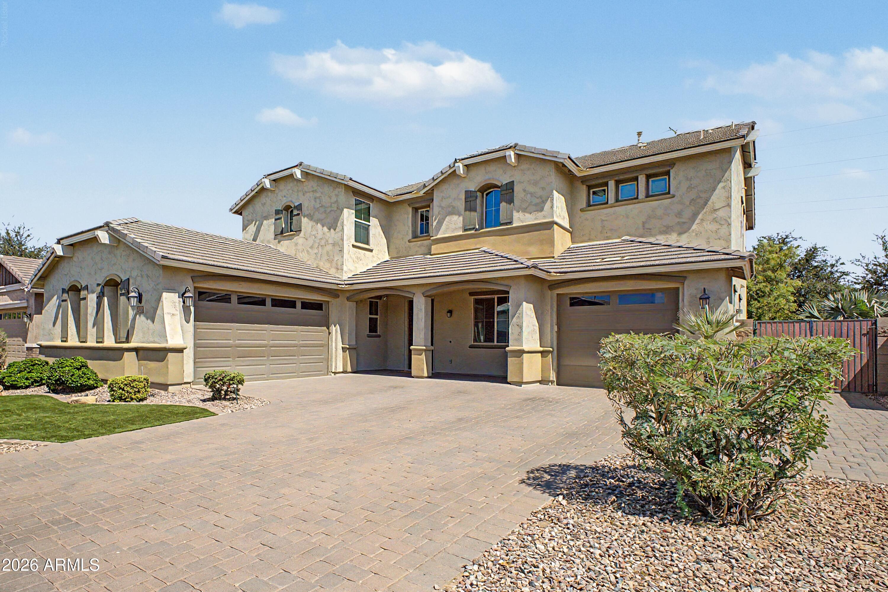 20428 E Raven Drive — photo