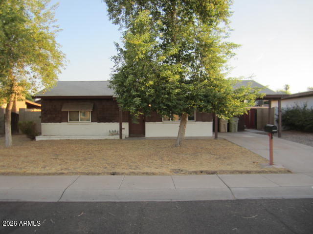 6720 W Medlock Drive — photo