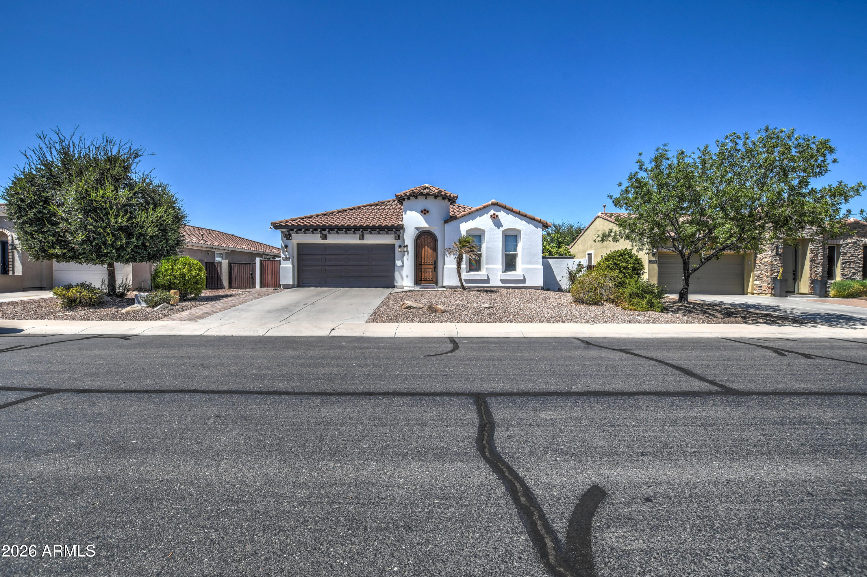 2316 E Balsam Drive — photo