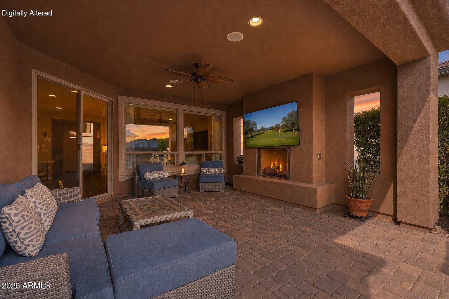 683 E Citrus Hollow Way — photo